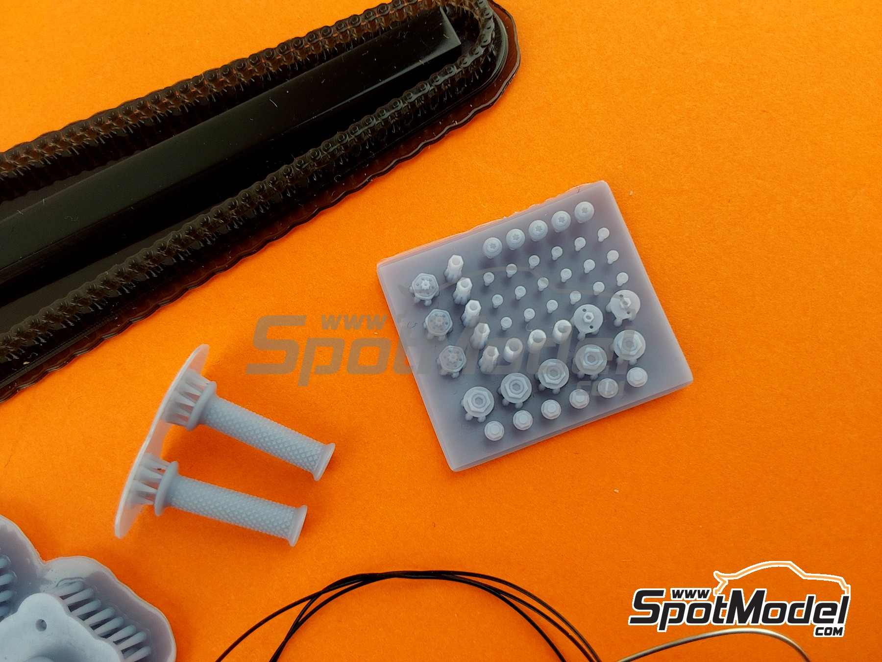 Image 8: BMW HP4 Race | Detail up set in 1/9 scale manufactured by Falcon Scale Models (ref.&nbsp;FSM-P007)