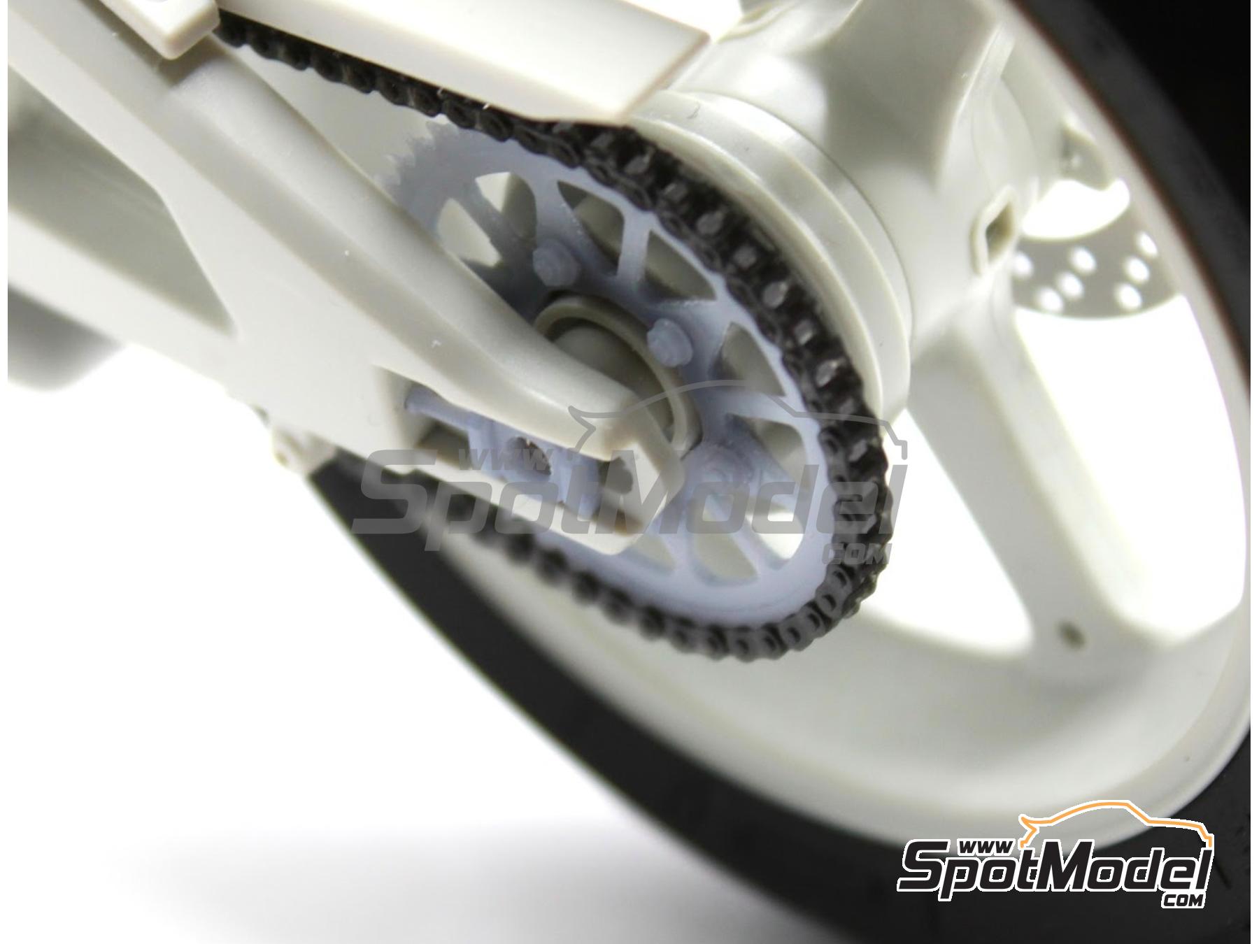 Image 9: Kawasaki Ninja ZX-10R / ZX-10RR | Detail up set in 1/9 scale manufactured by Falcon Scale Models (ref.&nbsp;FSM-P008)