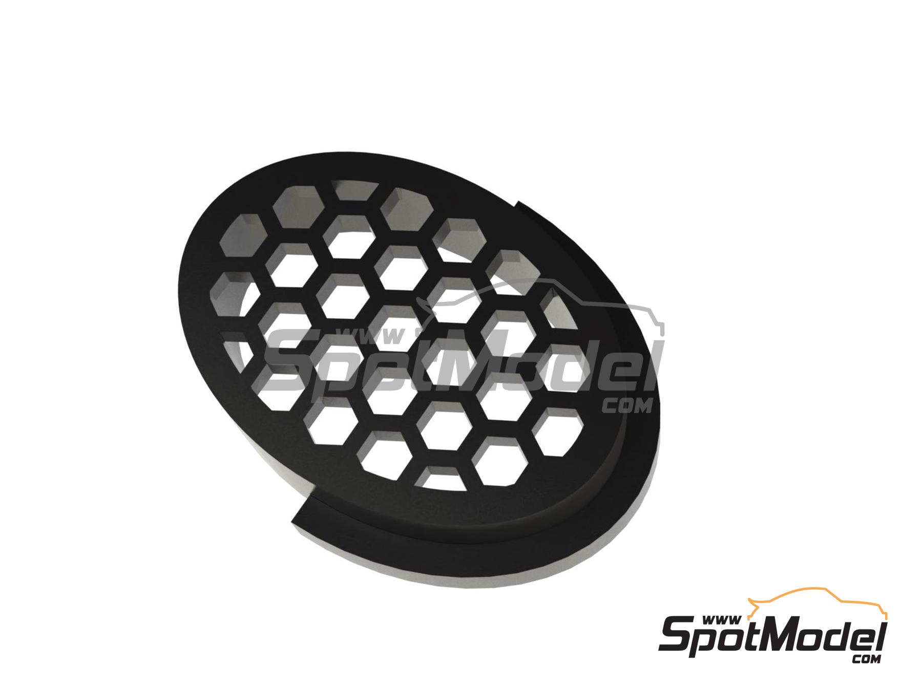 Image 4: Ducati Superleggera V4 | Chain set in 1/12 scale manufactured by Falcon Scale Models (ref.&nbsp;FSM06, also FSM006)