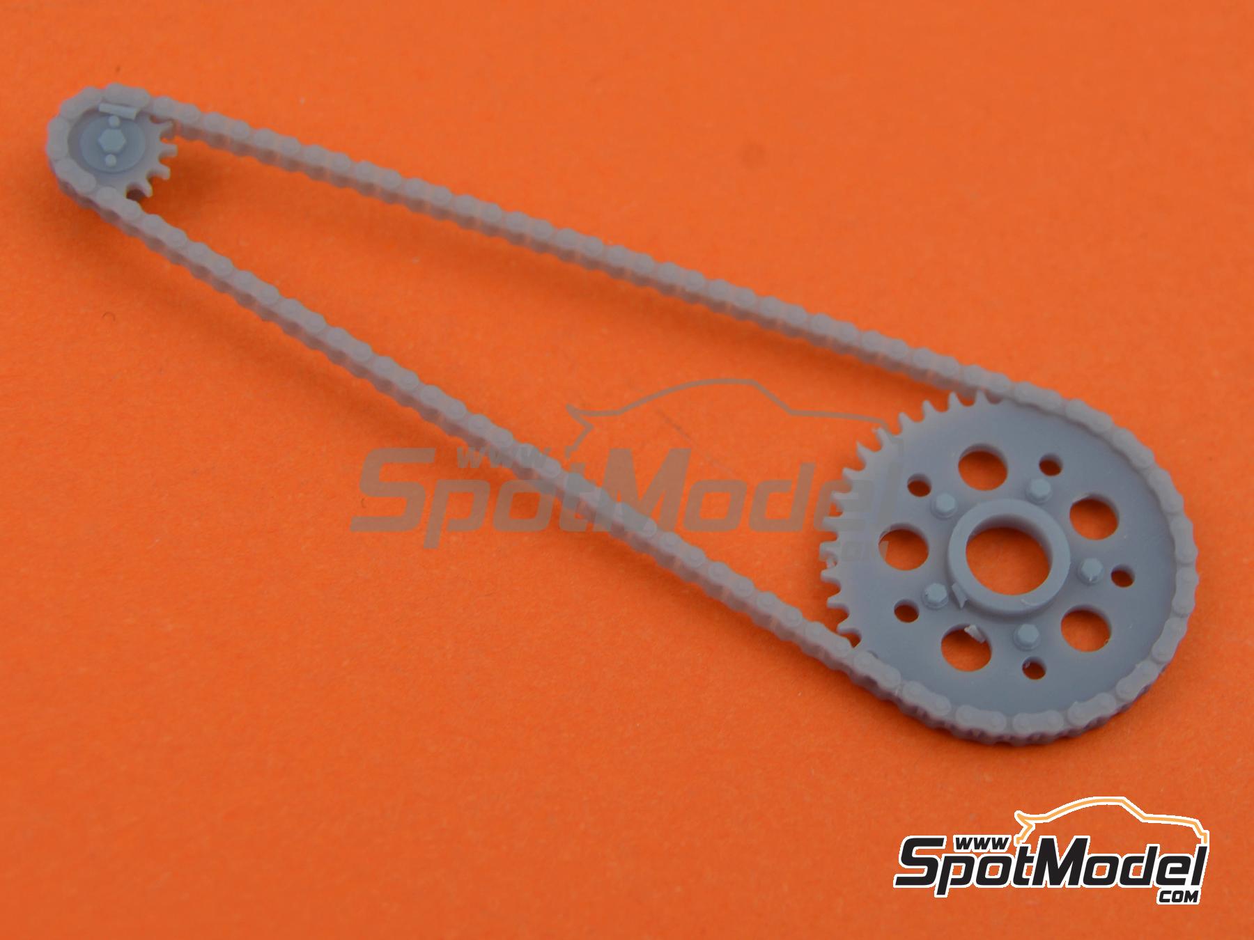 Image 5: Ducati 888 Superbike | Chain set in 1/12 scale manufactured by Falcon Scale Models (ref.&nbsp;FSM23, also FSM023)