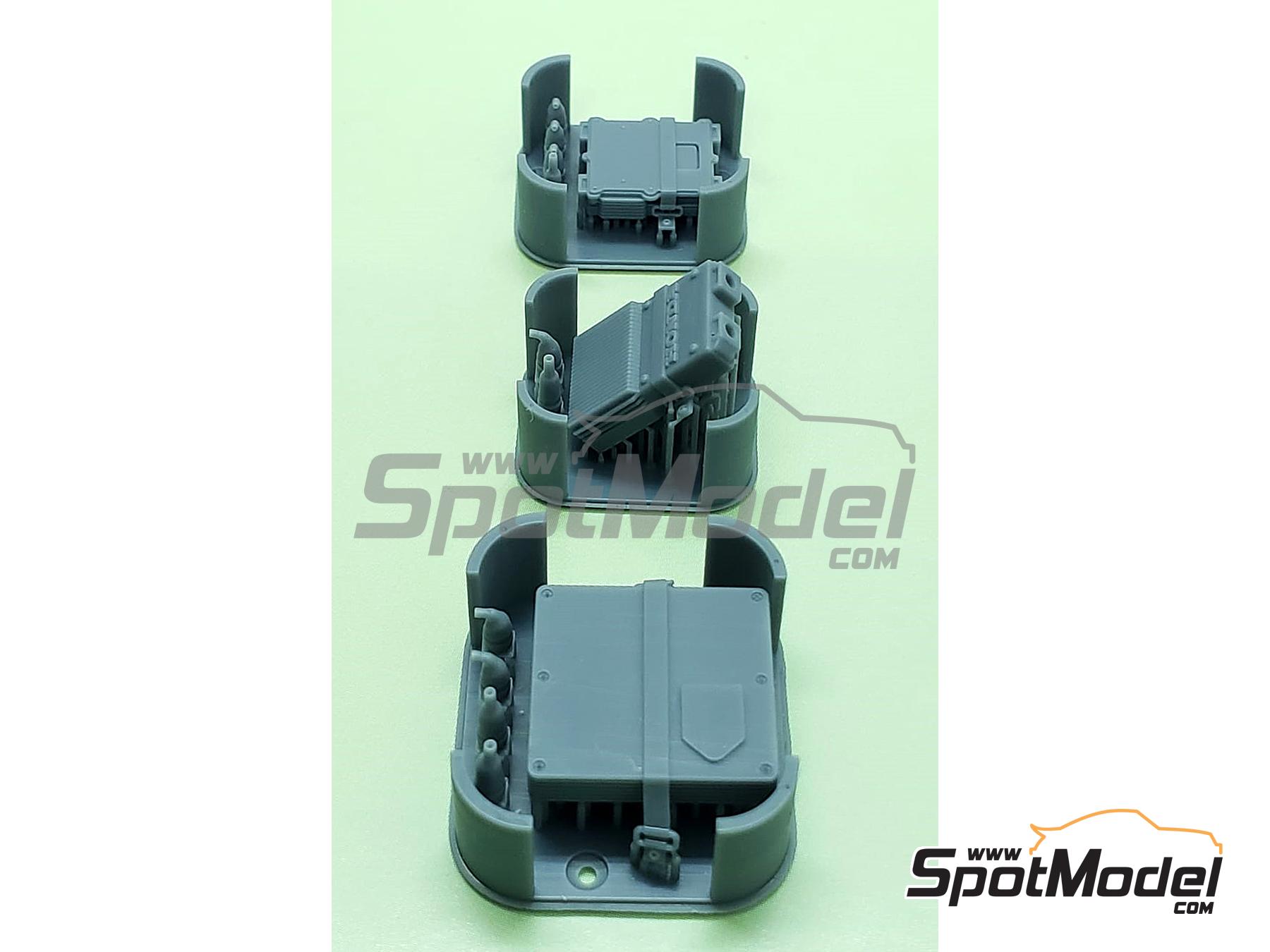 Image 4: Unidades de control de motor para McLaren Honda MP4/4 -  1988 | Detalle en escala&nbsp;1/12 fabricado por Fat Frog Models (ref.&nbsp;DE12101)