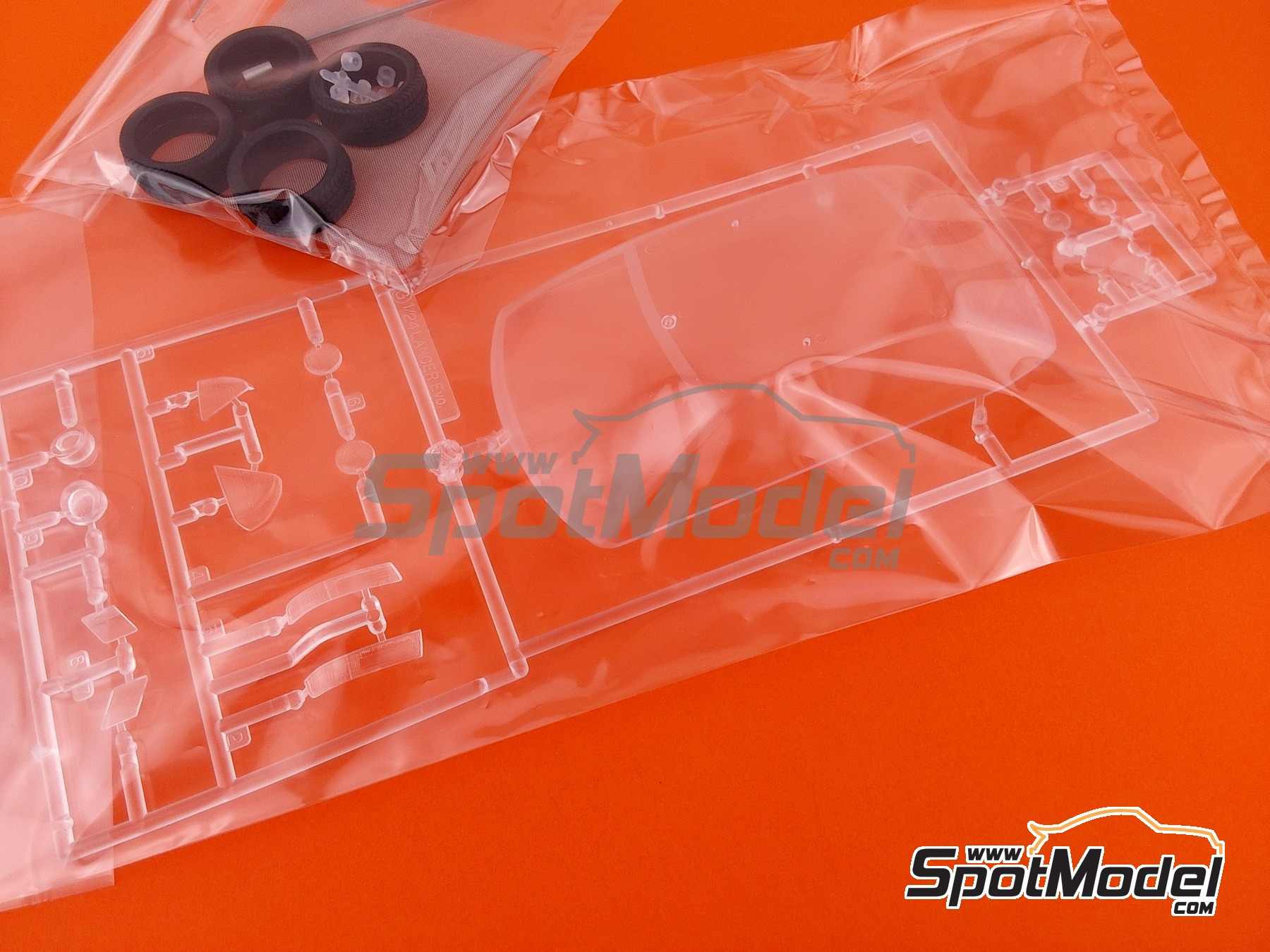 Image 16: Mitsubishi Lancer Evolution VI GSR | Car scale model kit in 1/24 scale manufactured by Fujimi (ref. FJ039237, also 4968728039237, 039237, ID-102 and 03923)