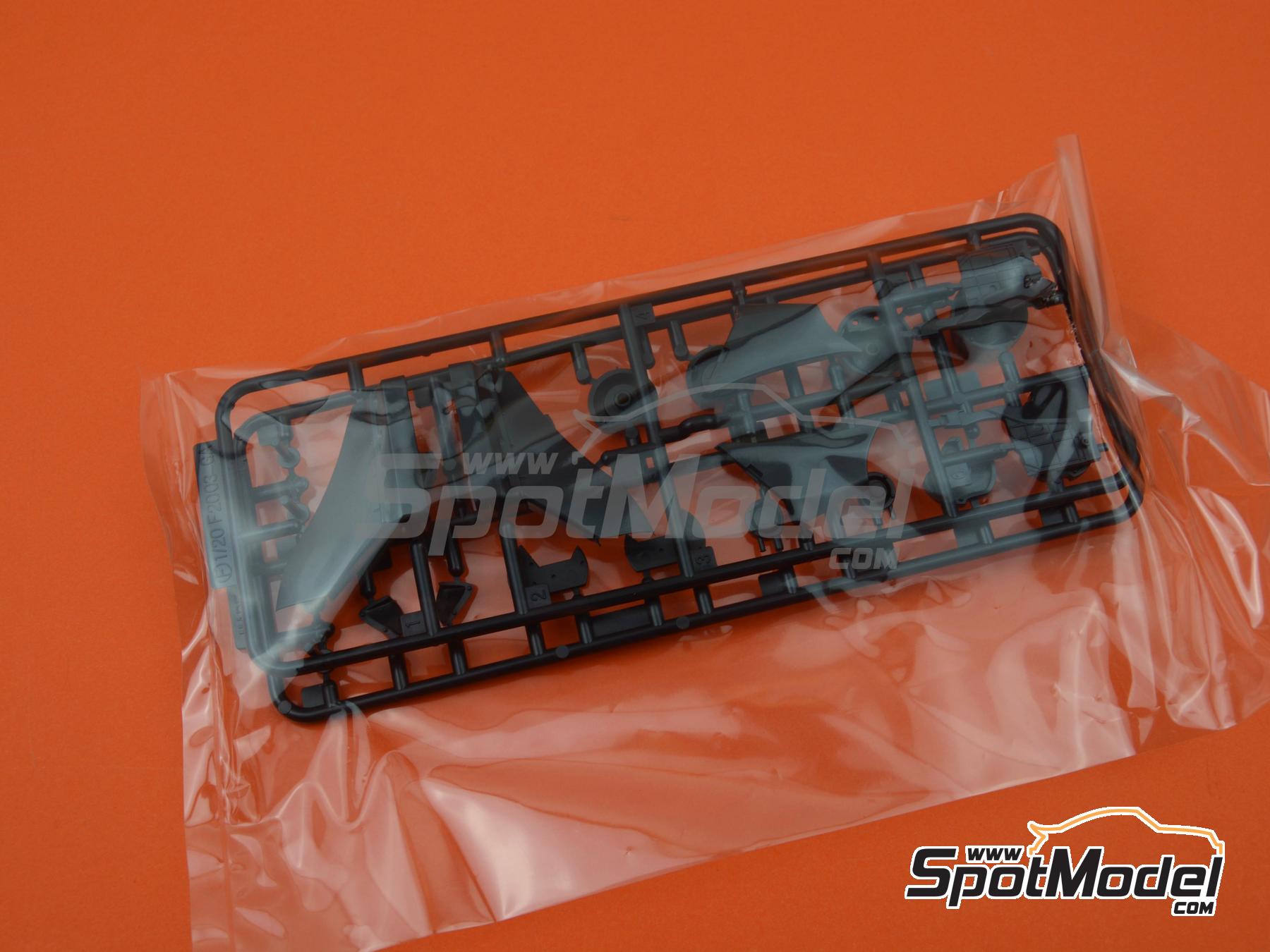 Image 1: Ferrari F2003-GA Scuderia Ferrari Team sponsored by Shell Vodafone - Spanish Formula 1 Grand Prix, Italian Formula 1 Grand Prix, Japanese Formula 1 Grand Prix, Monaco Formula 1 Grand Prix 2003 | Car scale model kit in 1/20 scale manufactured by Fujimi (ref.&nbsp;FJ092096, also 4968728092096 and 092096)