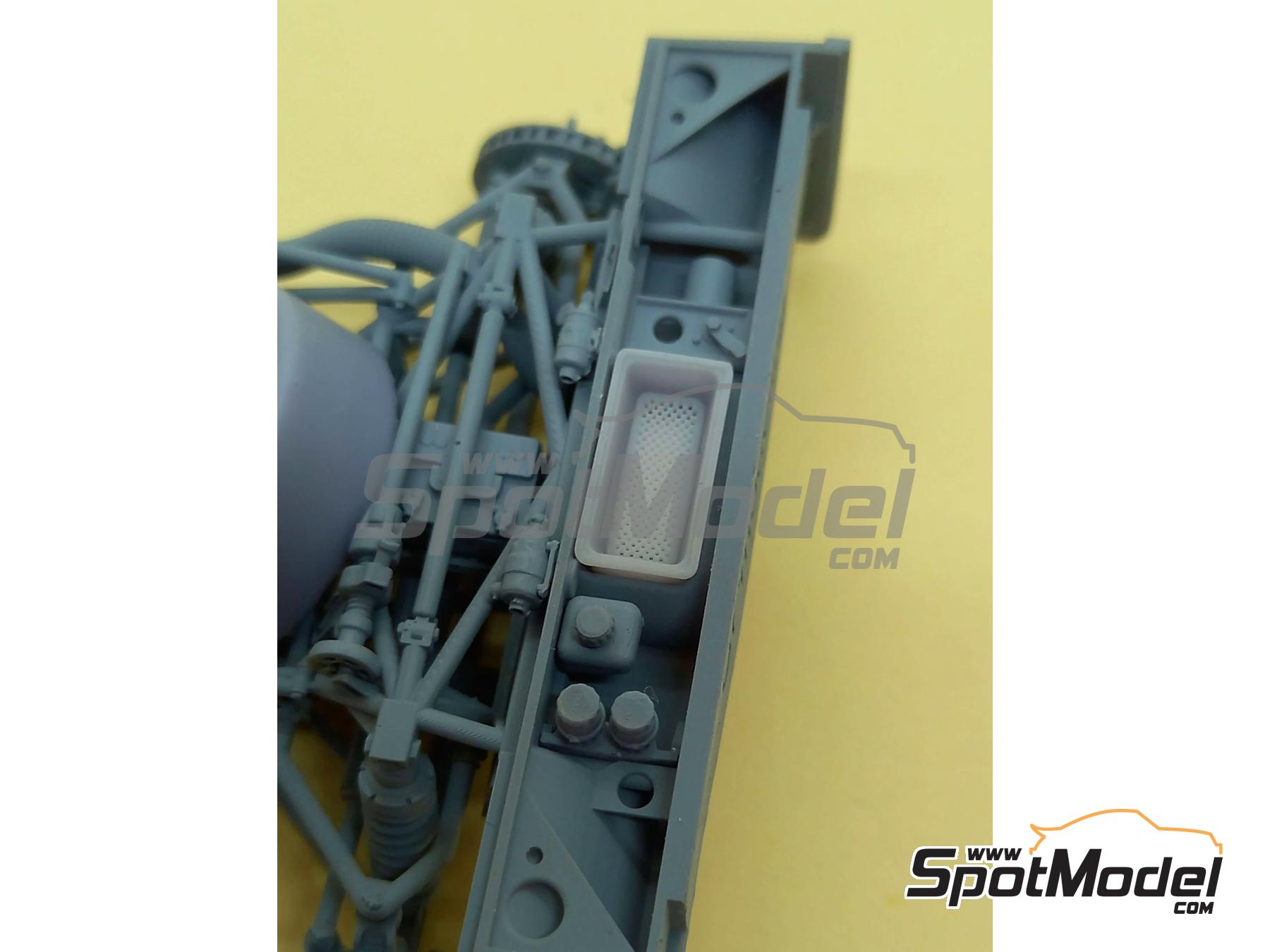 Image 12: Lancia 037 Rally Evo II | Set de mejora y detallado en escala 1/24 fabricado por GPmodeling (ref. A037EVO2)