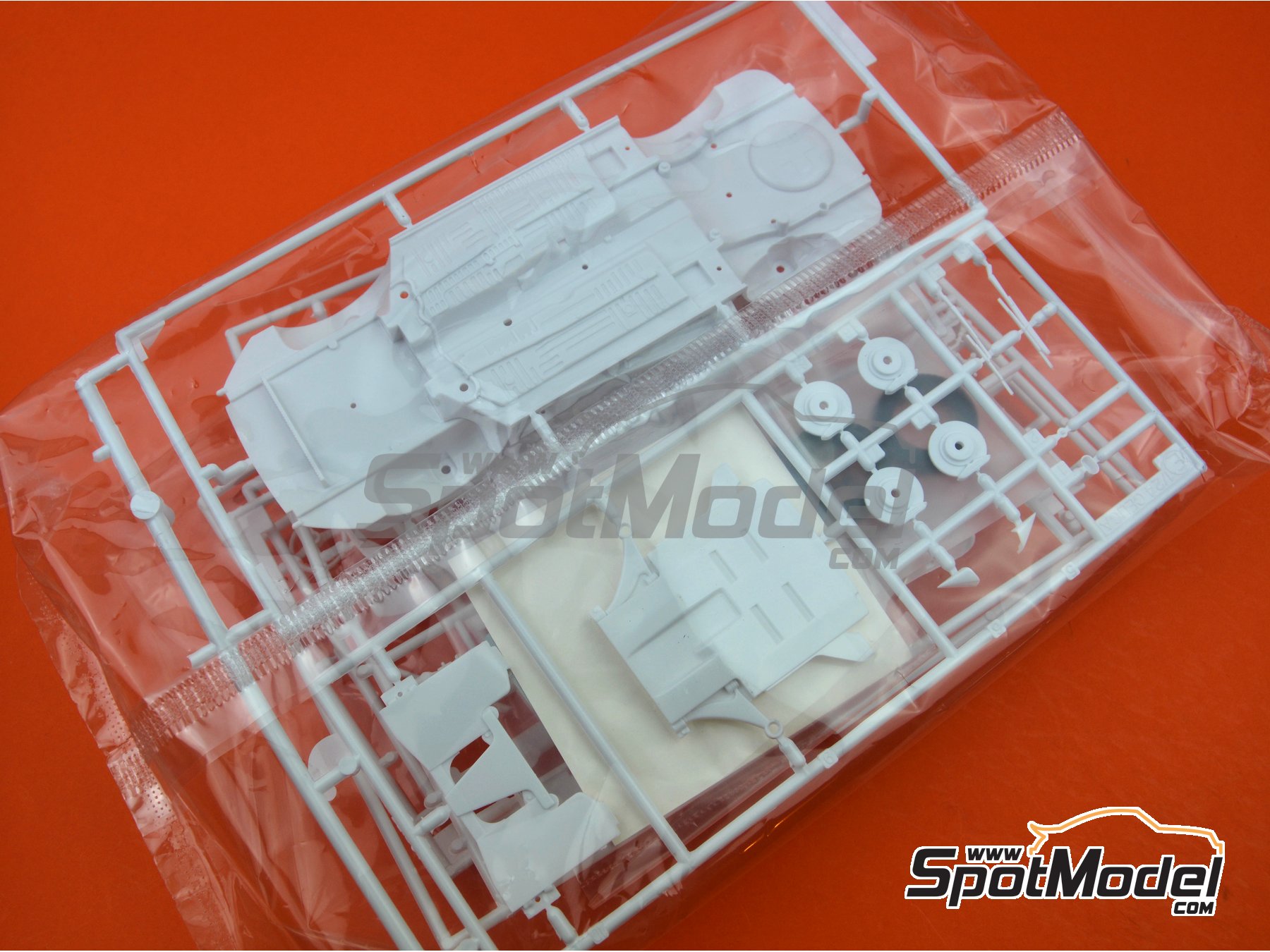 Image 2: Toyota Celica Turbo 4WD Toyota Castrol Team - Safari Rally 1993 | Model car kit in 1/24 scale manufactured by Hasegawa (ref.&nbsp;20309)