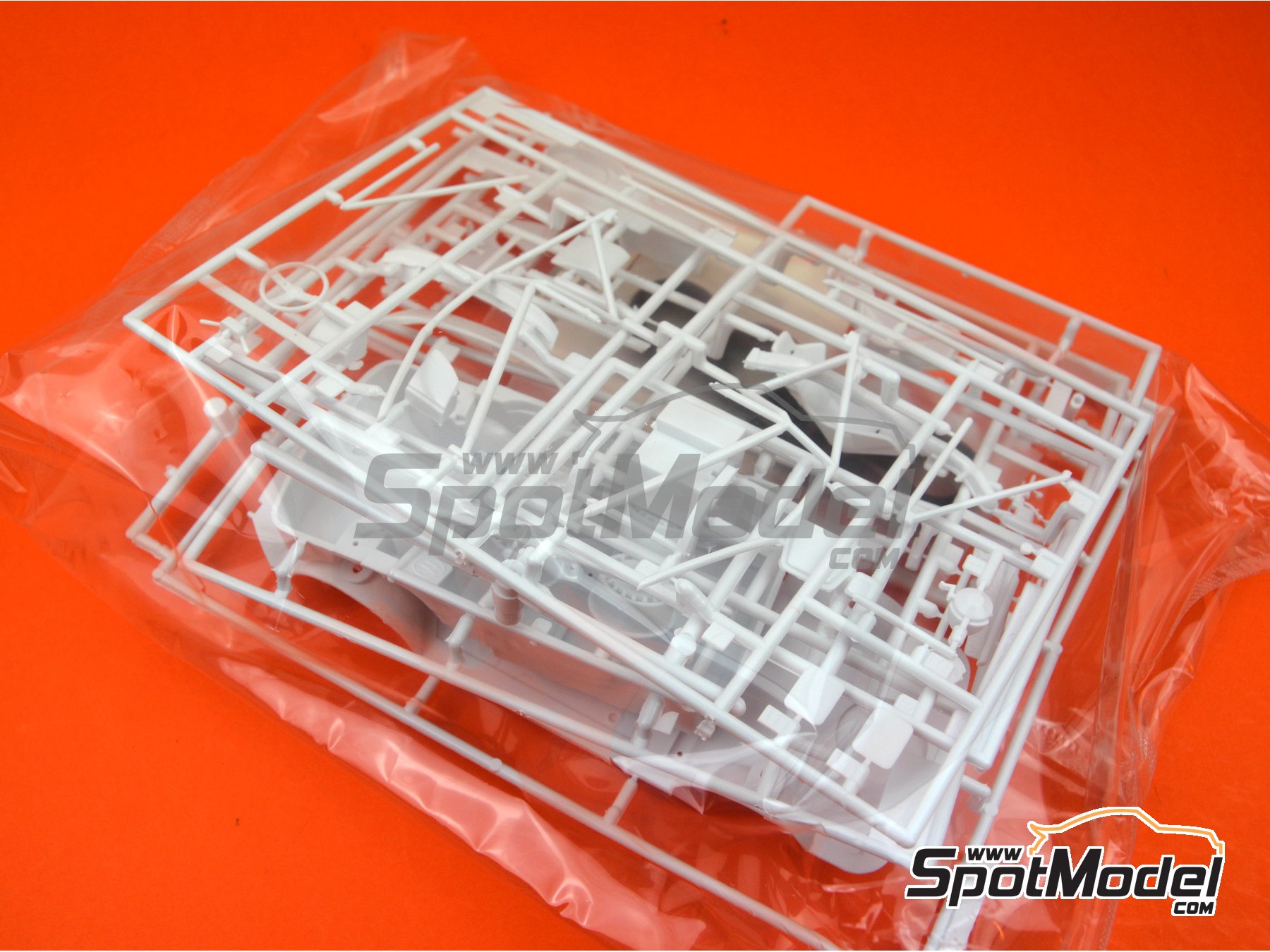 Image 3: Toyota Celica Turbo 4WD Toyota Castrol Team - Safari Rally 1993 | Model car kit in 1/24 scale manufactured by Hasegawa (ref.&nbsp;20309)