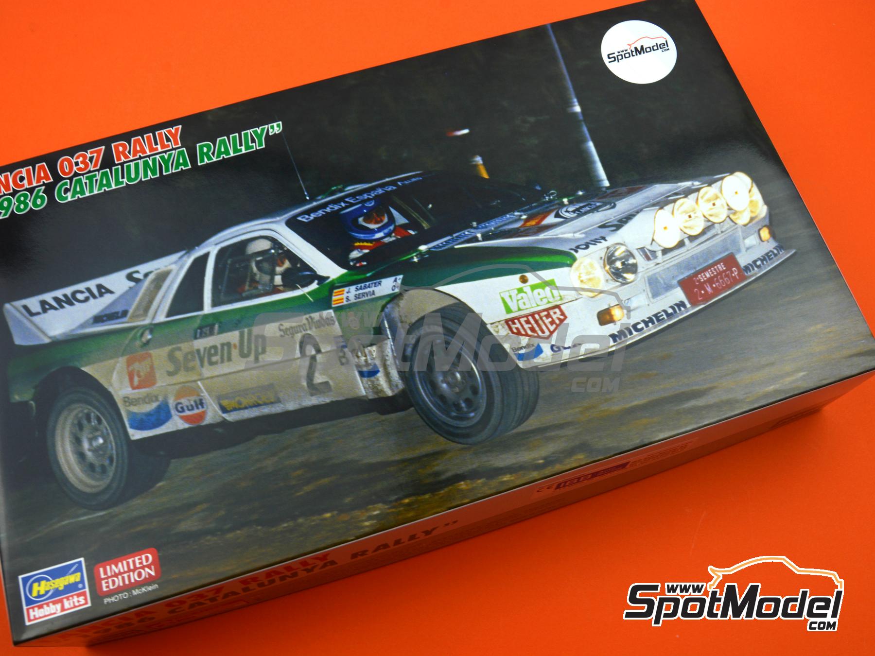 Image 12: Lancia 037 Rally Equipo Bendix Ibérica patrocinado por Seven Up - Rally Cataluña 1986 | Maqueta de coche en escala 1/24 fabricado por Hasegawa (ref. 20566, tambien 4967834205666)