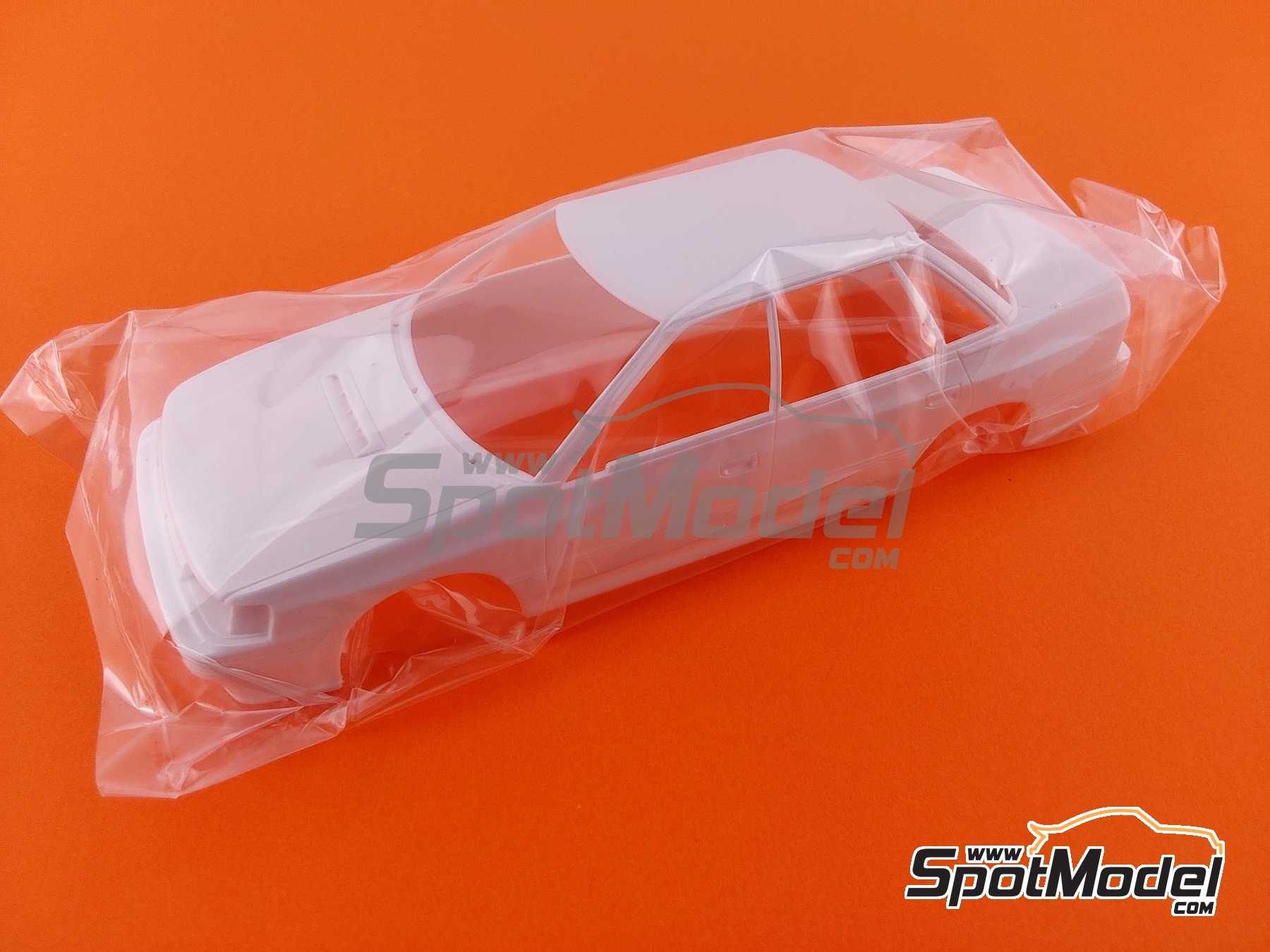 Image 10: Subaru Legacy RS Subaru Technica International Team sponsored by Castrol - New Zealand Rally 1990 | Car scale model kit in 1/24 scale manufactured by Hasegawa (ref.&nbsp;20636, also 4967834206366)