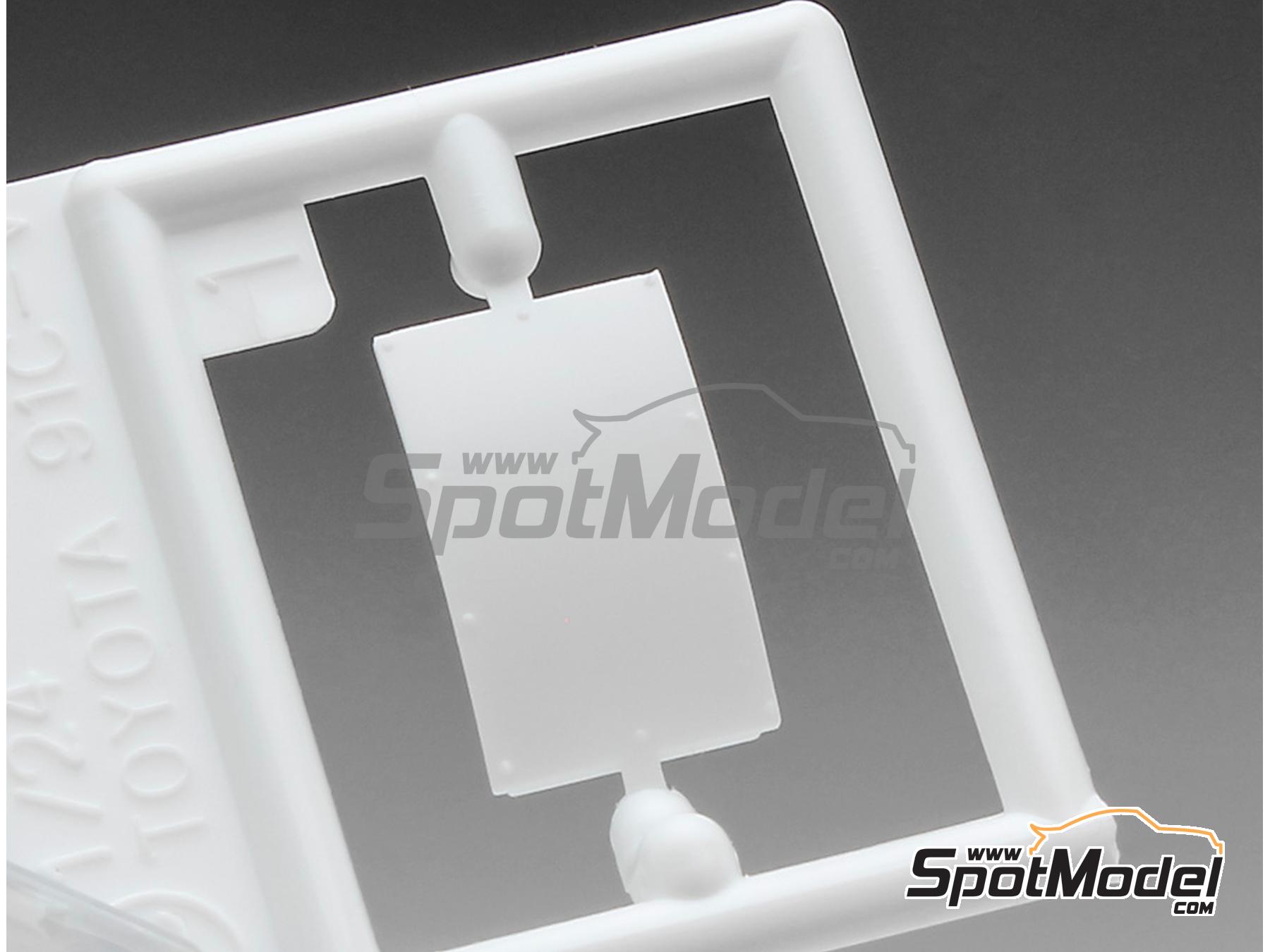 Image 5: Toyota 92C-V Toyota Sard Team sponsored by Kitz - 24 Hours Le Mans 1992 | Car scale model kit in 1/24 scale manufactured by Hasegawa (ref.&nbsp;20706, also 4967834207066)