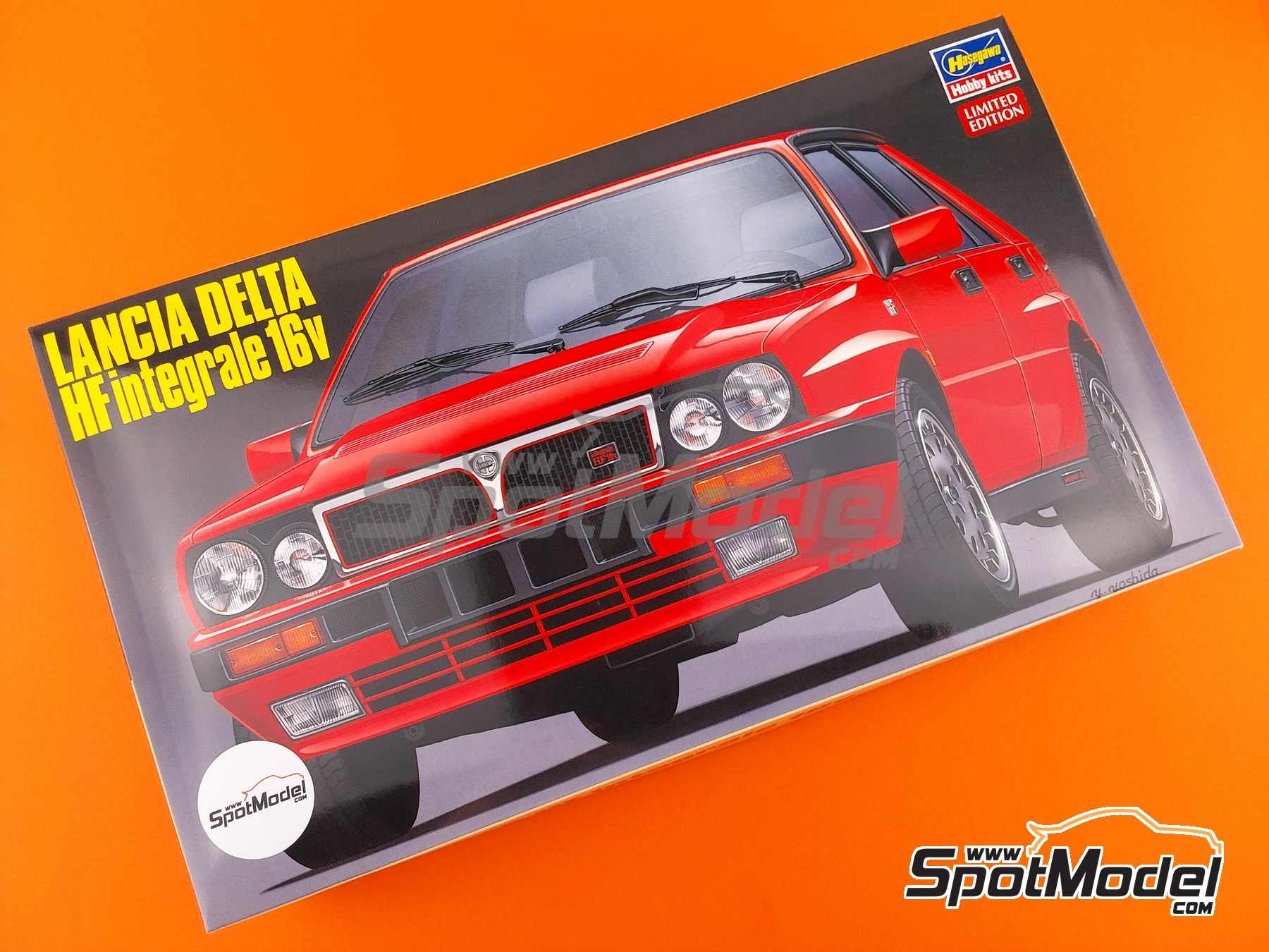 Image 2: Lancia Delta HF Integrale 16V | Car scale model kit in 1/24 scale manufactured by Hasegawa (ref. 20710, also 4967834207103)