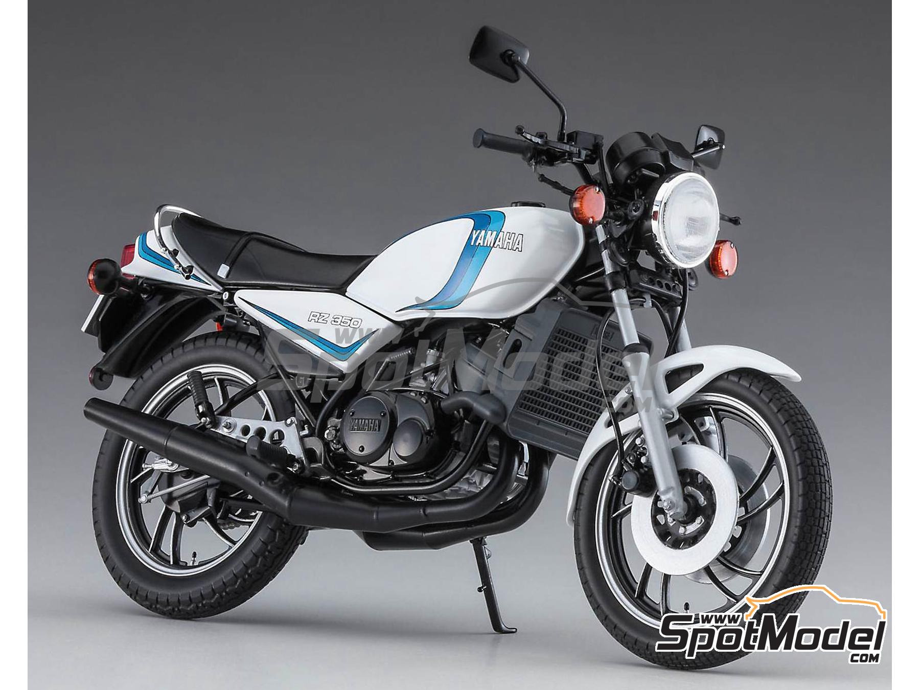 Image 4: Yamaha RZ350 (4U0) -  1981 | Motorbike scale model kit in 1/12 scale manufactured by Hasegawa (ref.&nbsp;21515, also 4967834215153 and BK15)