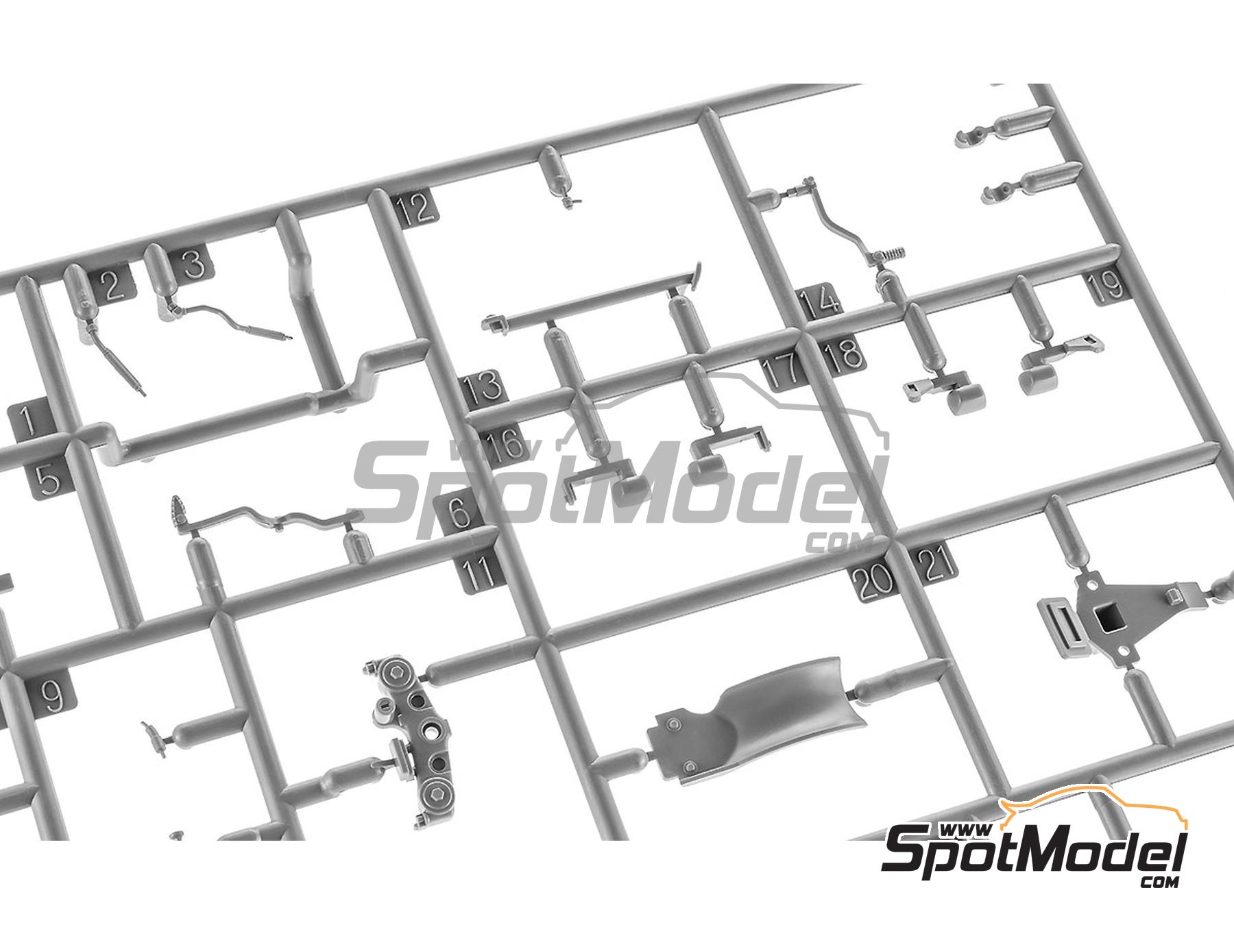 Image 11: Honda XLR Baja (MD22) -  1991 | Maqueta de moto en escala 1/12 fabricado por Hasegawa (ref. 21516, tambien 4967834215160 y BK16)