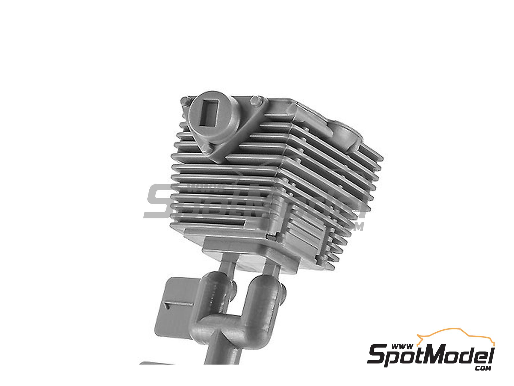 Image 15: Honda XLR Baja (MD22) -  1991 | Maqueta de moto en escala 1/12 fabricado por Hasegawa (ref. 21516, tambien 4967834215160 y BK16)