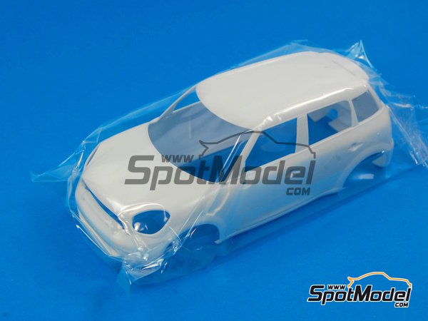 Hasegawa 24121: Car scale model kit 1/24 scale - Mini Cooper S