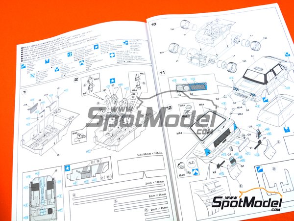 Image 12: Lancia Delta HF Integrale 16v Martini International Racing Team - Sanremo Rally 1989 | Model car kit in 1/24 scale manufactured by Hasegawa (ref.&nbsp;25208)