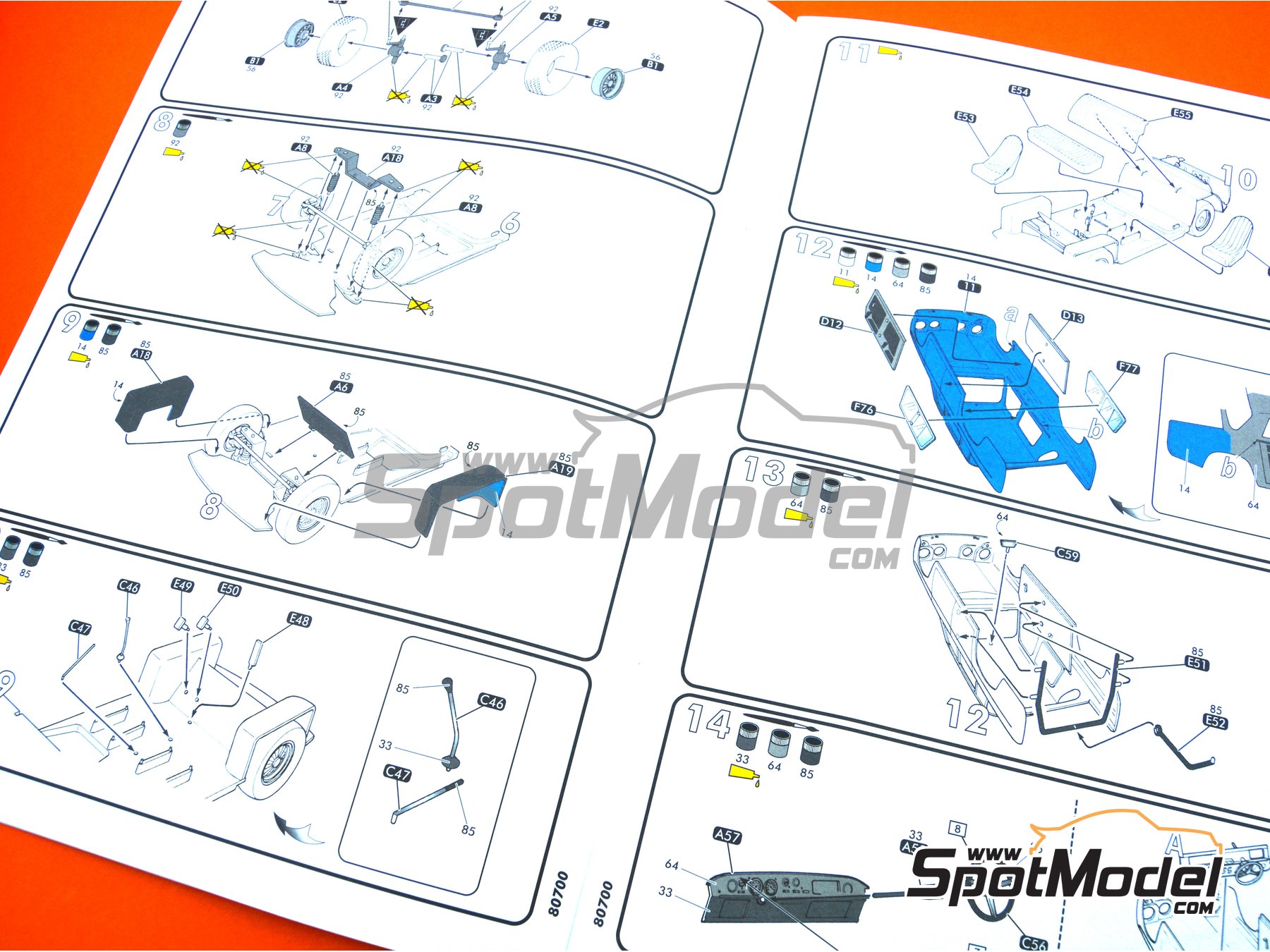 Image 12: Renault R8 Gordini - Montecarlo Rally - Rallye Automobile de Monte-Carlo, Tour de Corse 1967 | Model car kit in 1/24 scale manufactured by Heller (ref.&nbsp;80700, also L760 and HE80700)
