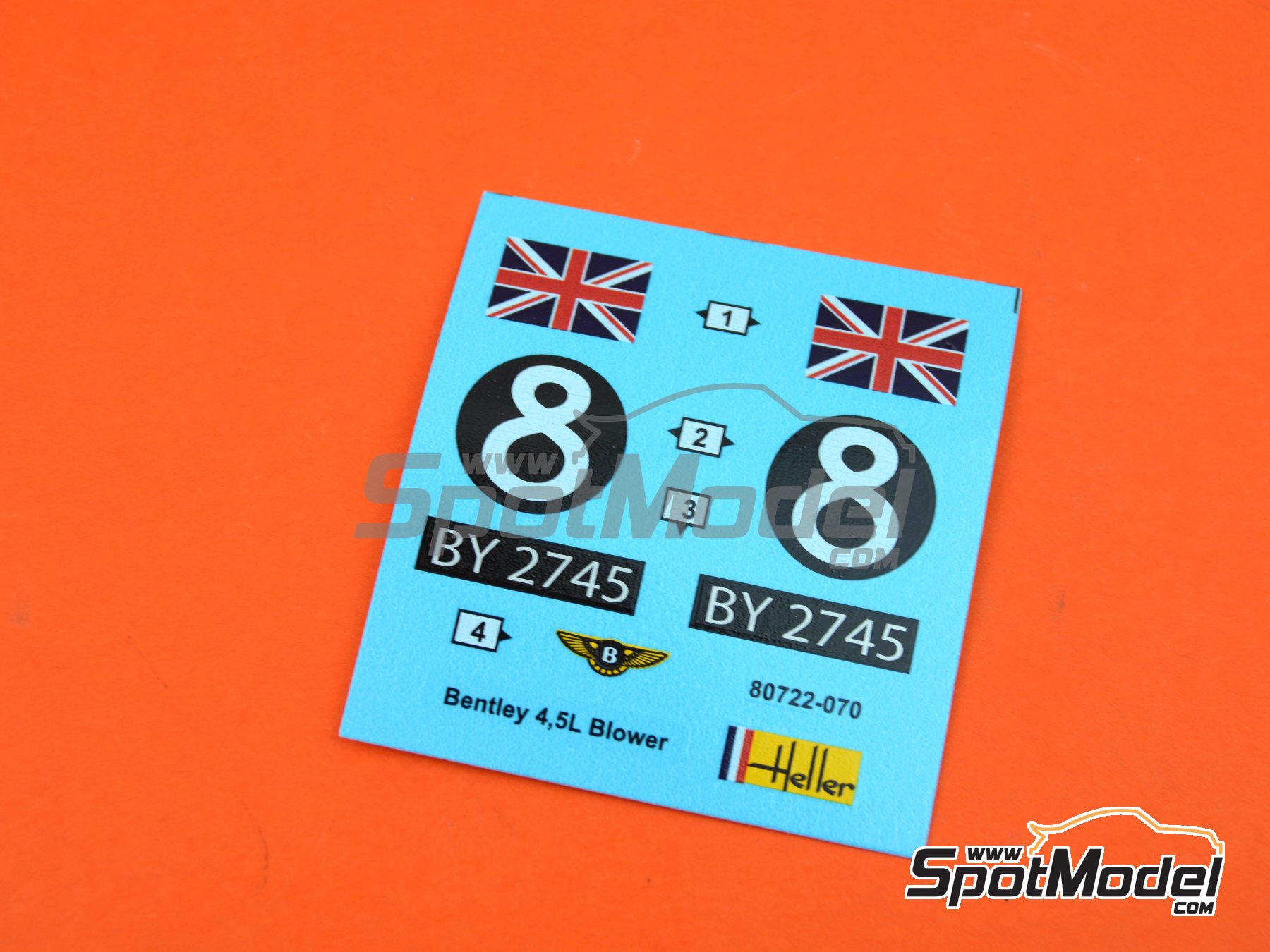 Image 1: Bentley 4.5L Blower - 24 Hours Le Mans 1930 | Car scale model kit in 1/24 scale manufactured by Heller (ref.&nbsp;80722, also 3279510807226)