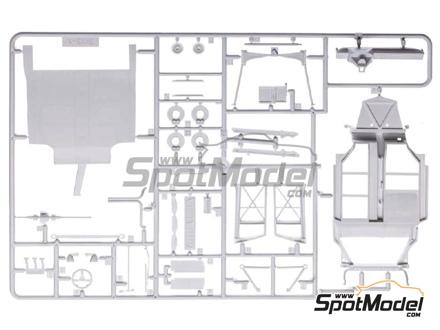 Image 3: Lancia Beta Montecarlo Turbo Jolly Club Team sponsored by Lubrifilm, CS Computer Systems - 24 Hours Le Mans 1981 | Car scale model kit in 1/24 scale manufactured by Heller (ref.&nbsp;80741, also 3279510807417)