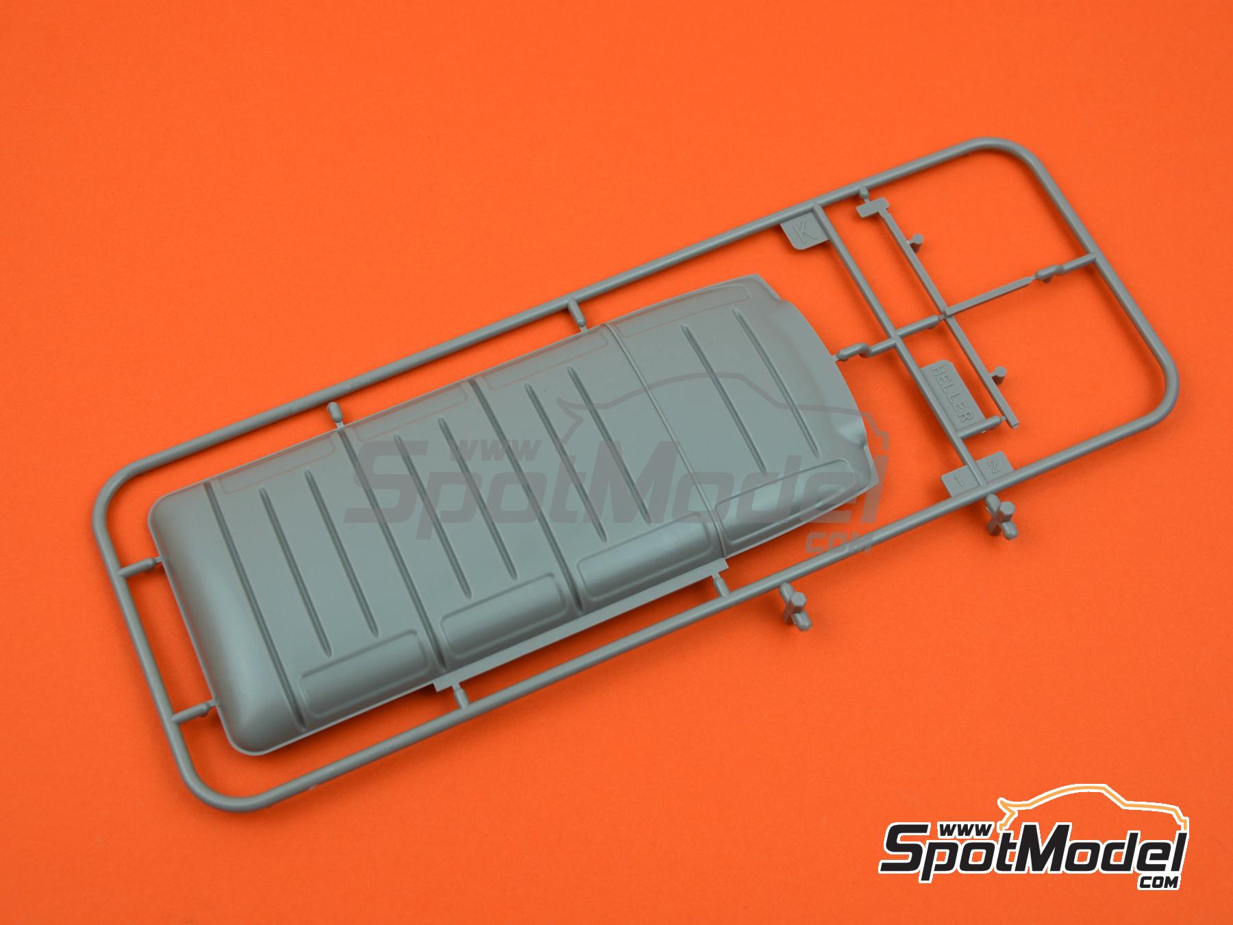 Image 2: Renault Estafette Gendarmerie | Van scale model kit in 1/24 scale manufactured by Heller (ref.&nbsp;80742, also 3279510807424)