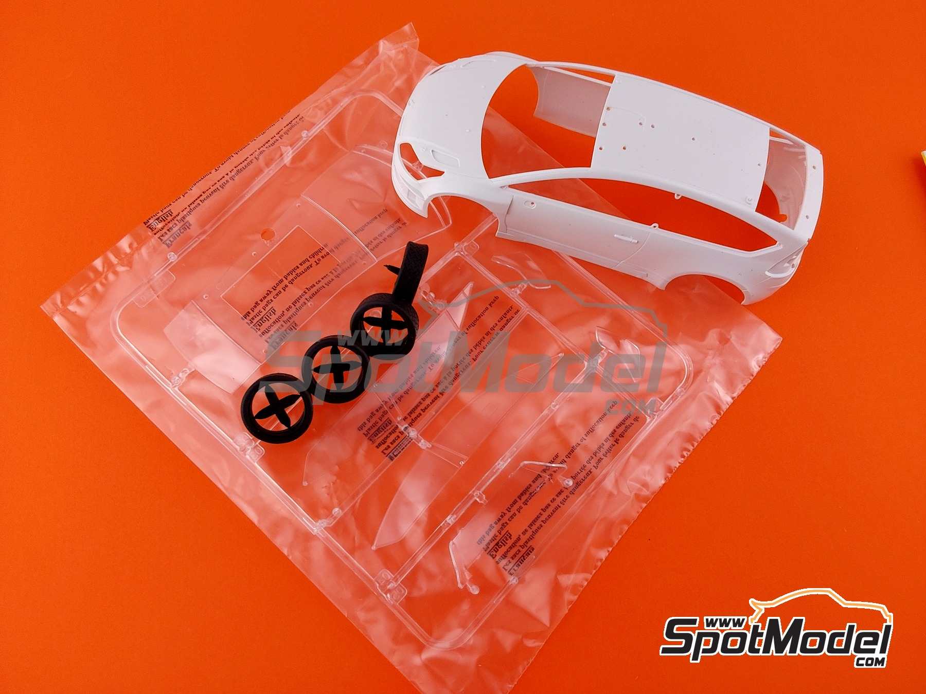 Image 7: Citroen C4 WRC | Maqueta de coche en escala 1/24 fabricado por Heller (ref. 80756, tambien 3279510807561)