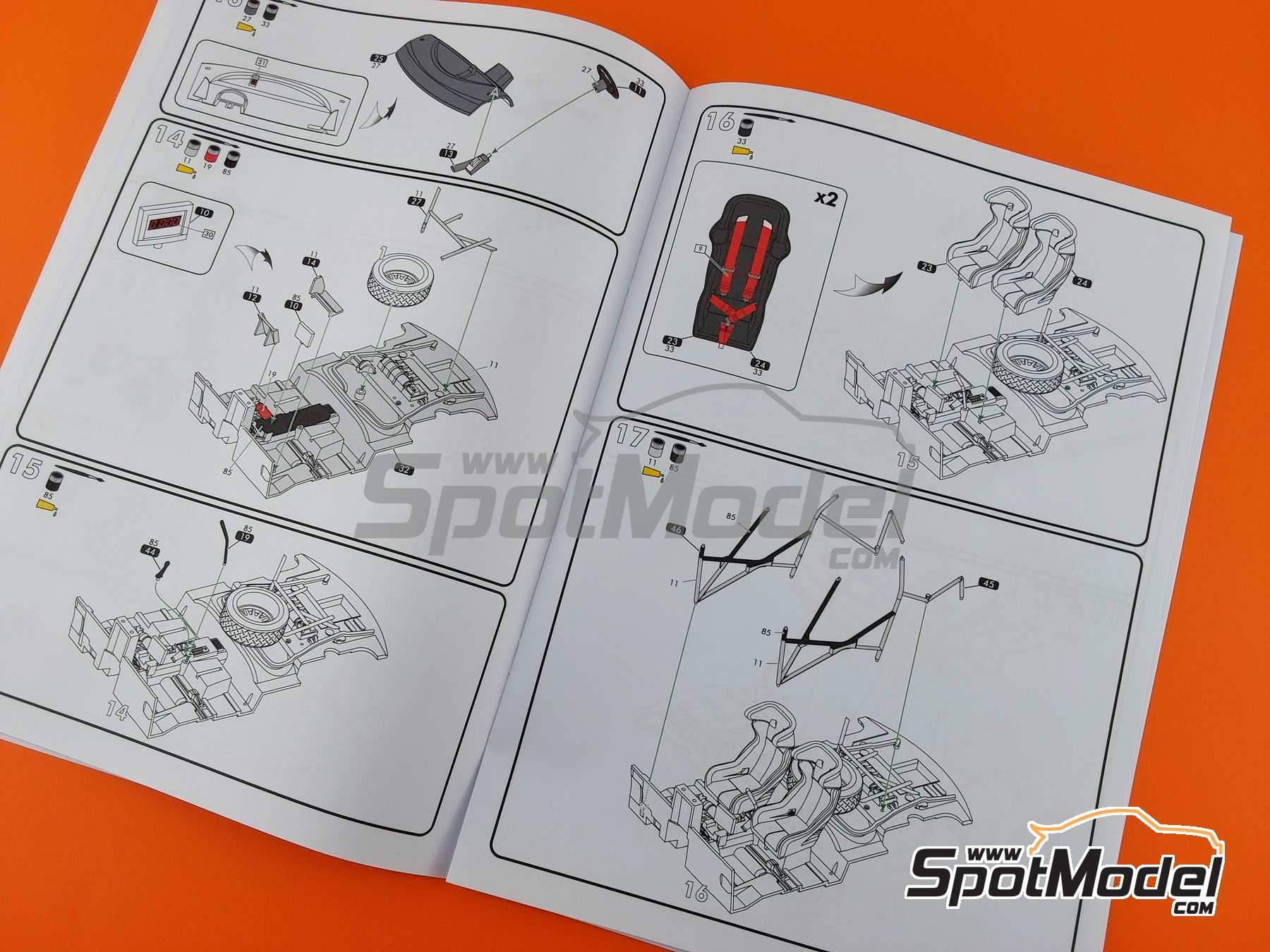 Image 18: Citroen C4 WRC | Maqueta de coche en escala 1/24 fabricado por Heller (ref. 80756, tambien 3279510807561)