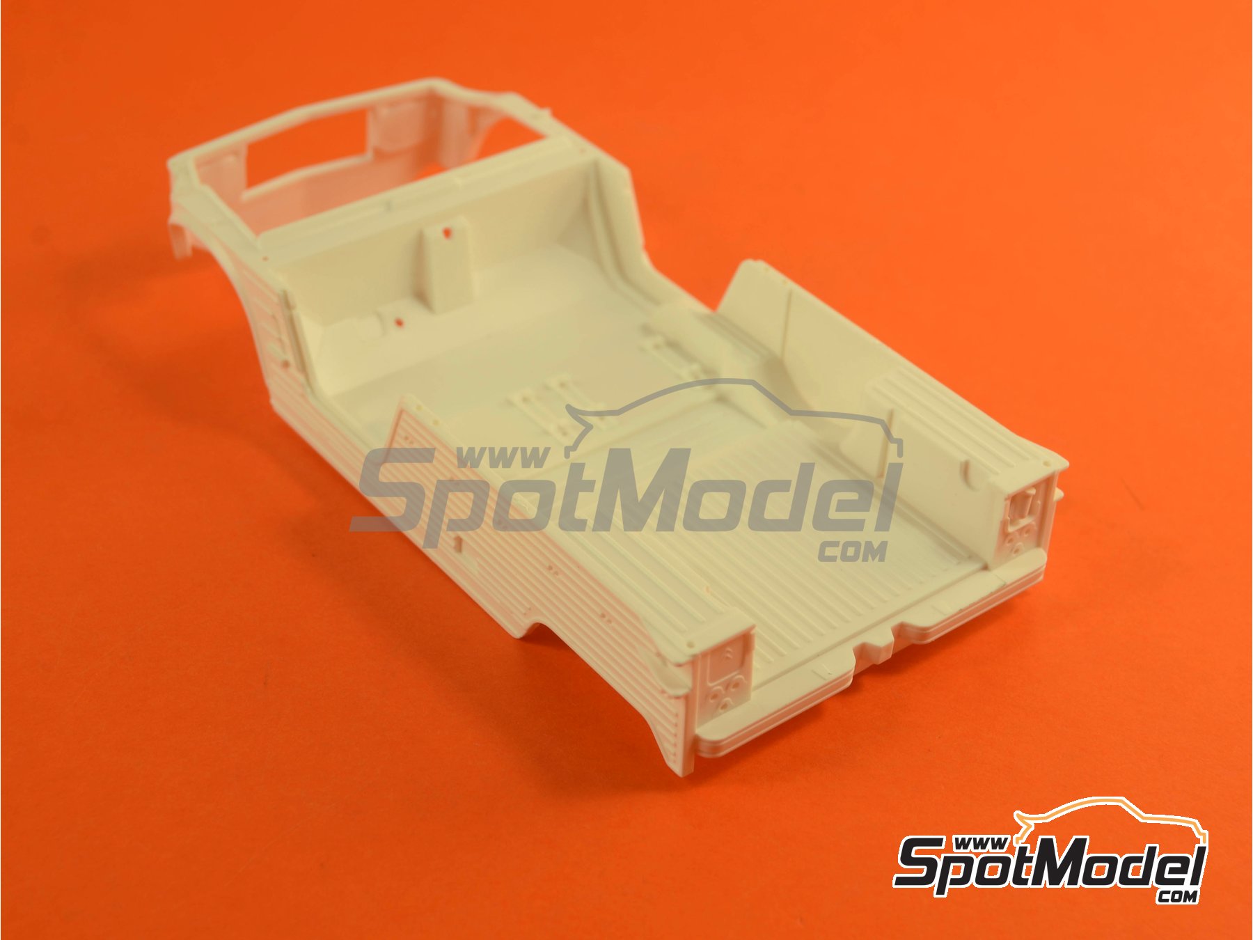 Image 8: Citroën Mehari | Maqueta de coche en escala 1/24 fabricado por Heller (ref. 80760, tambien 3279510807608)