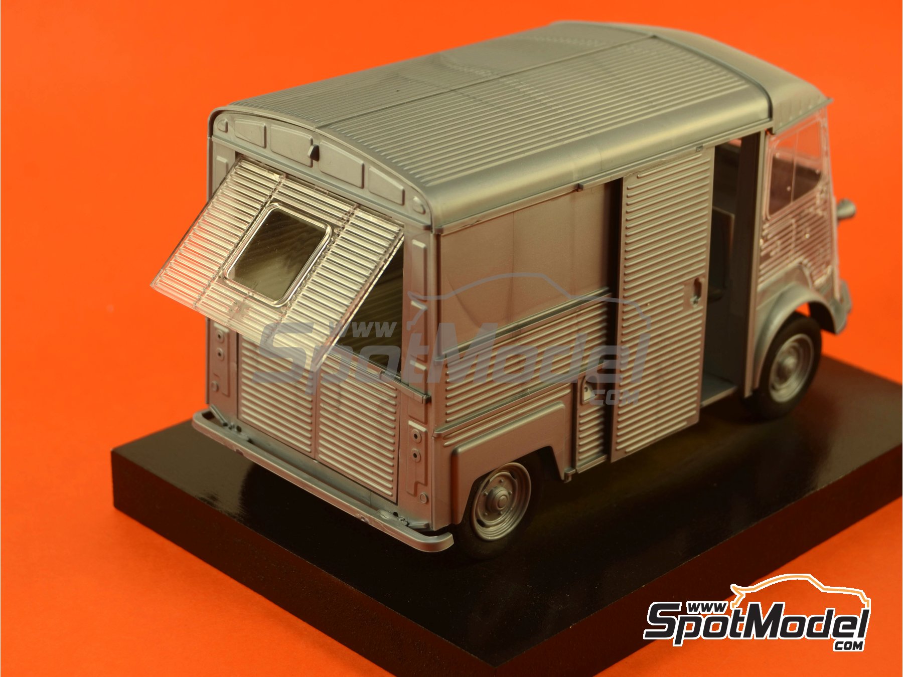 VOITURE MINIATURE 1//24 CITROEN TYPE H COLLECTION AUTO VINTAGE