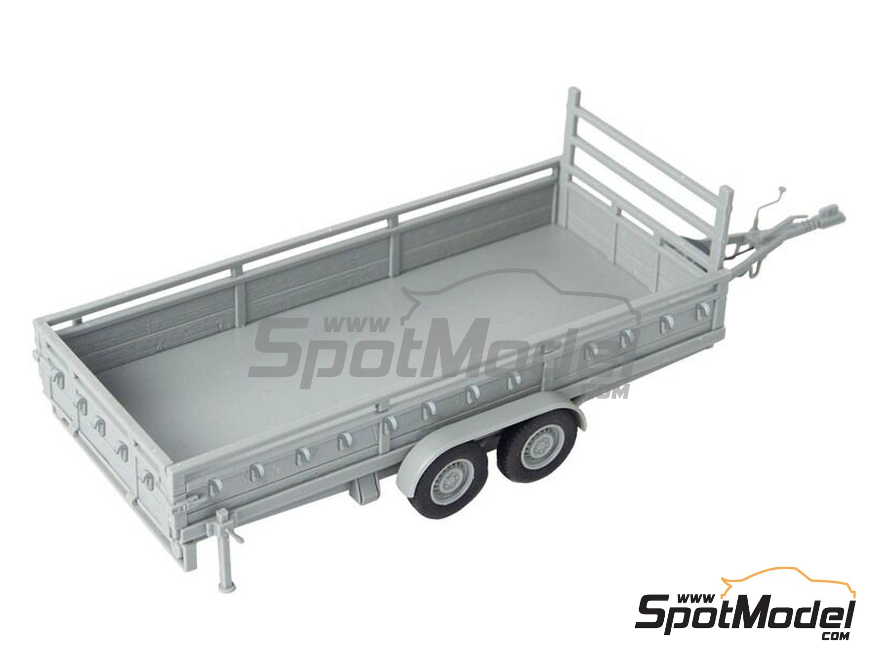 Image 2: Goods Trailer | Trailer scale model kit in 1/24 scale manufactured by Heller (ref. 80778, also 3279510807783)