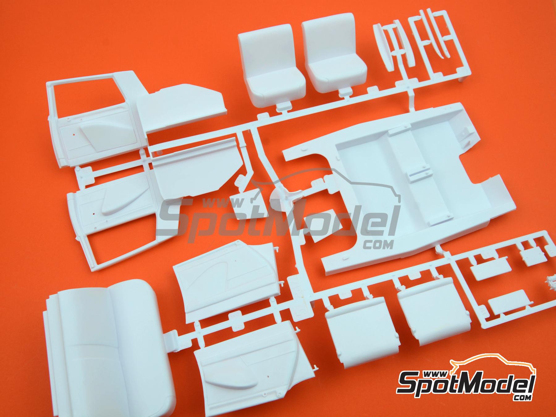 Image 7: Citro&euml;n DS 19 Berline | Car scale model kit in 1/16 scale manufactured by Heller (ref.&nbsp;80795, also 3279510807950)