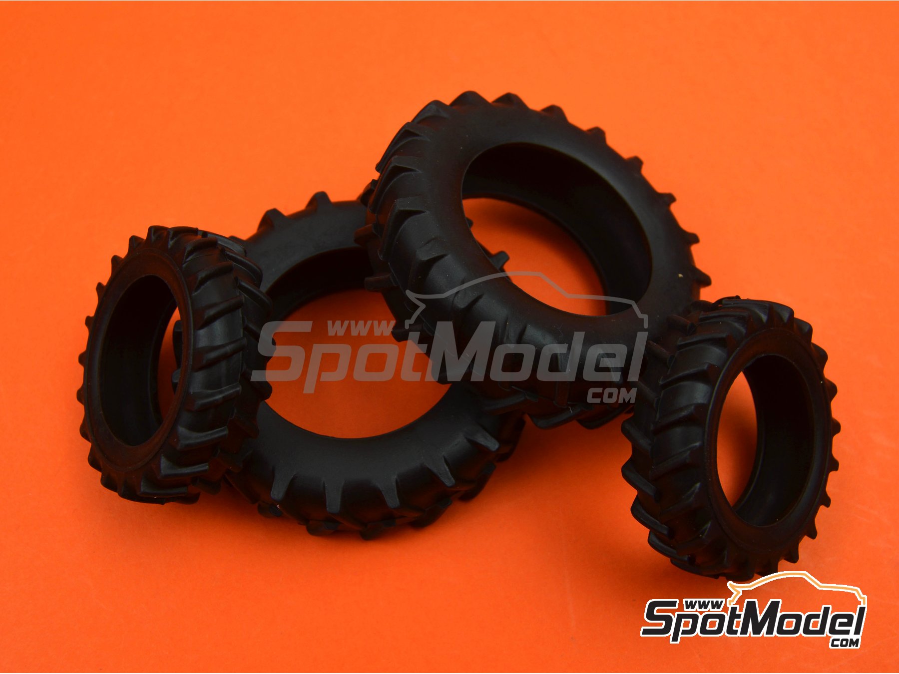 Image 4: Massey Ferguson 2680 | Maqueta de tractor en escala 1/24 fabricado por Heller (ref. 81402, tambien 3279510814026)