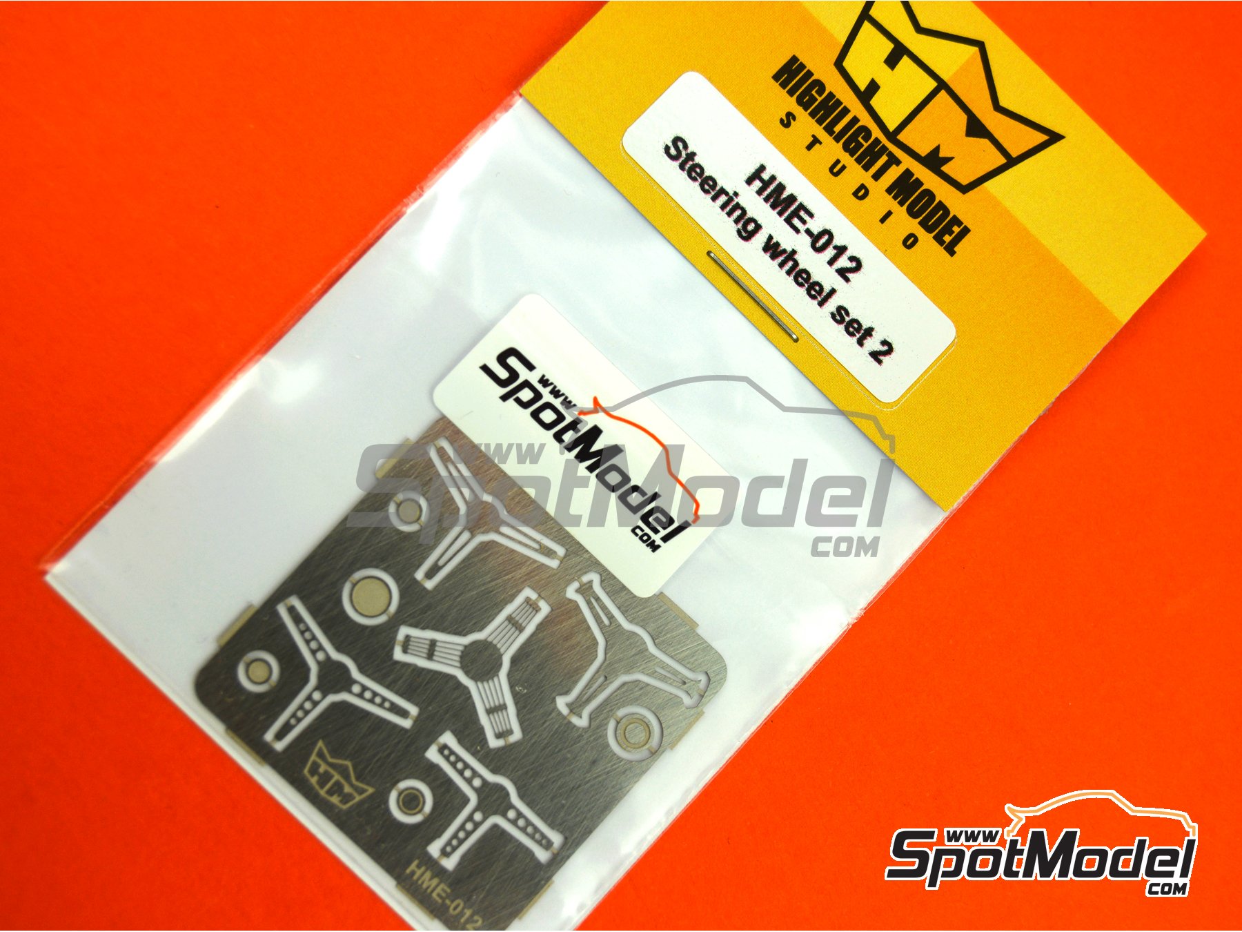 Image 3: Steering wheel set 2 | Steering wheel in 1/24 scale manufactured by Highlight Model Studio (ref. HME-012)