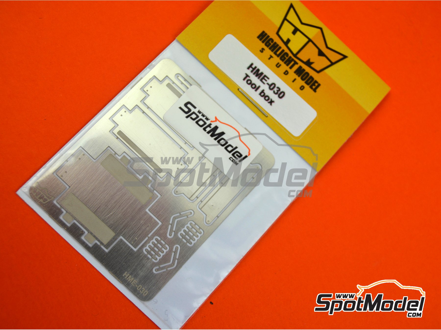 Image 4: Caja de herramientas | Detalle en escala&nbsp;1/24 fabricado por Highlight Model Studio (ref.&nbsp;HME-030)