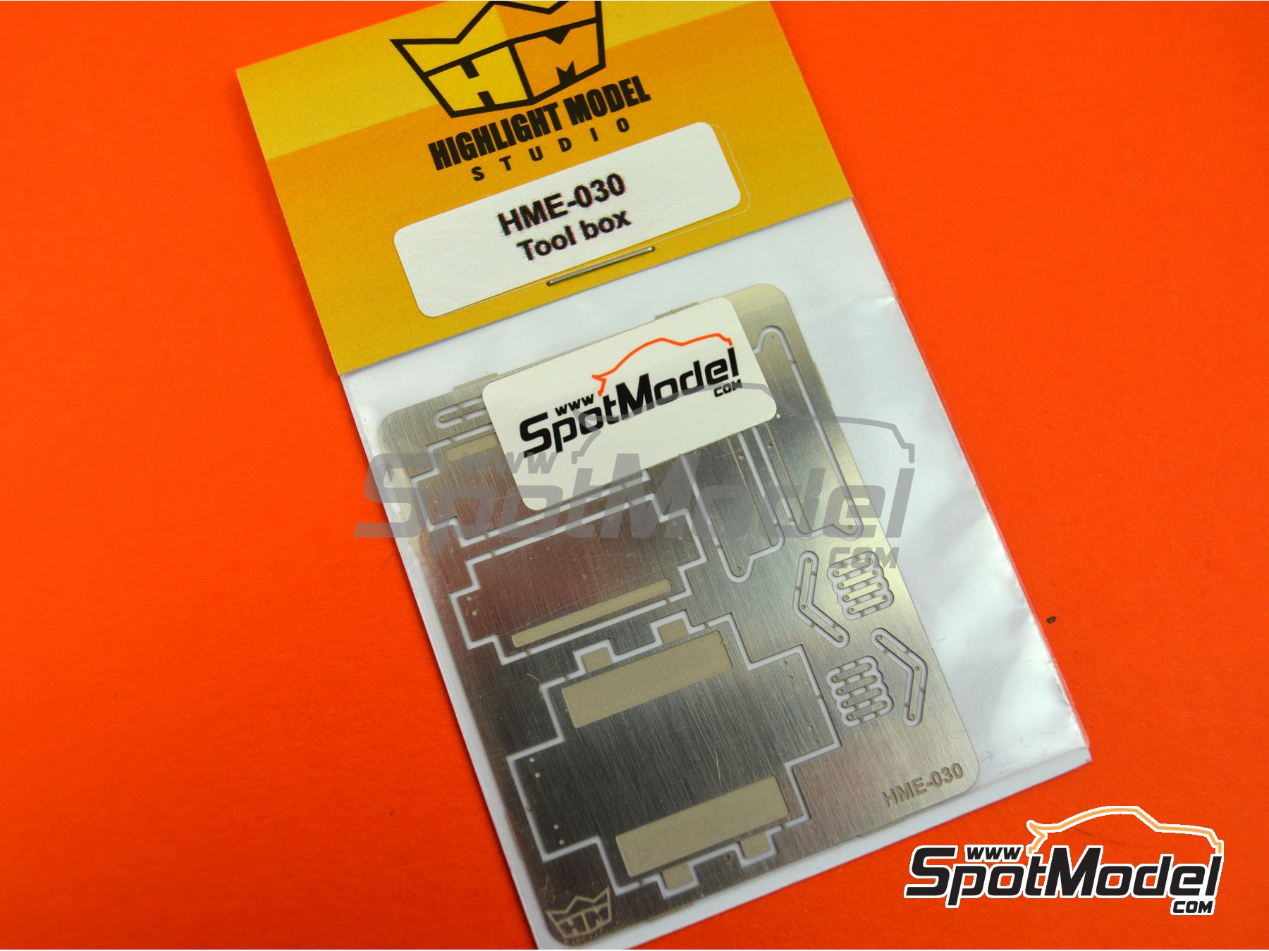 Image 5: Caja de herramientas | Detalle en escala&nbsp;1/24 fabricado por Highlight Model Studio (ref.&nbsp;HME-030)