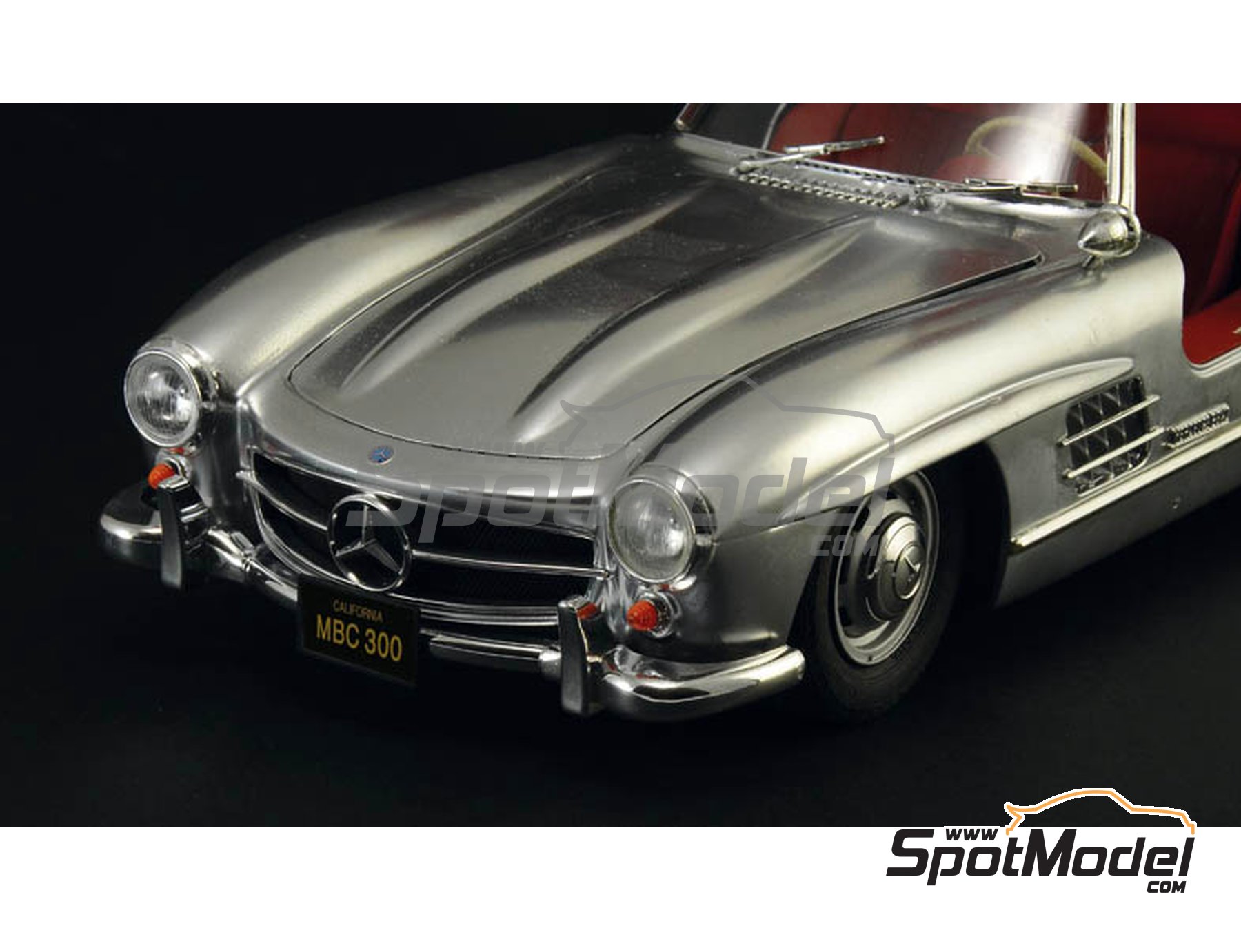 Italeri: Model car kit 1/16 scale - Mercedes-Benz 300SL Gullwing (ref ...