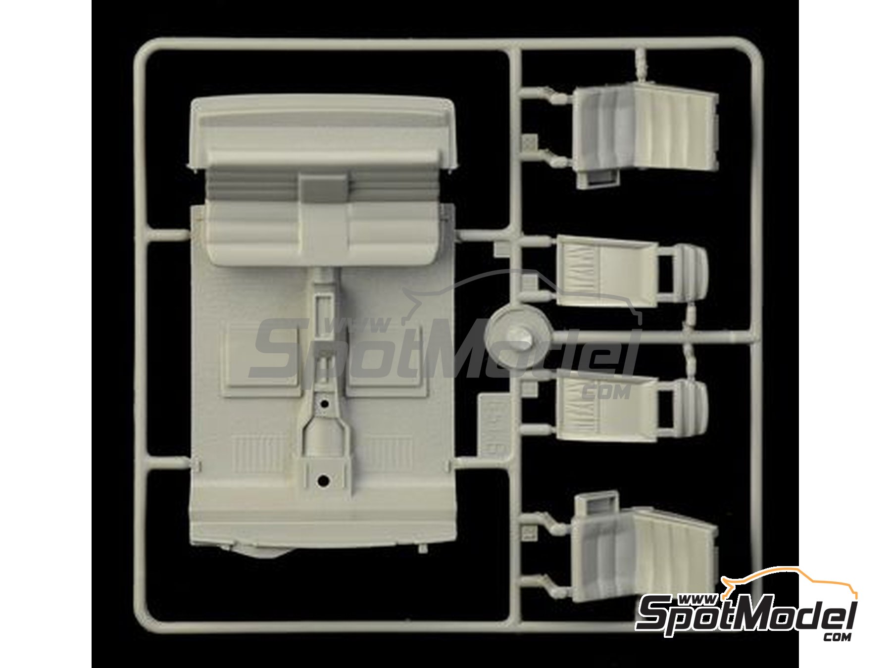 Image 7: Volvo 760 GLE | Model car kit in 1/24 scale manufactured by Italeri (ref.&nbsp;3623, also 8001283036238 and 3623S)
