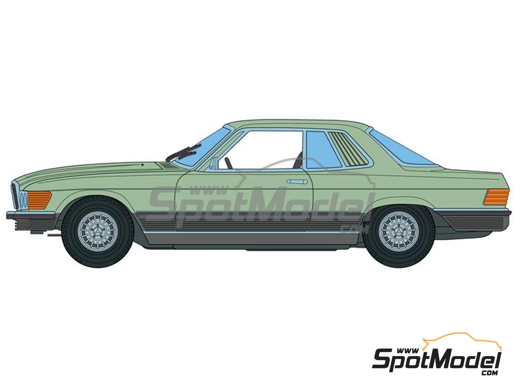 Image 3: Mercedes 500 SLC | Car scale model kit in 1/24 scale manufactured by Italeri (ref.&nbsp;3633, also 8001283036337)