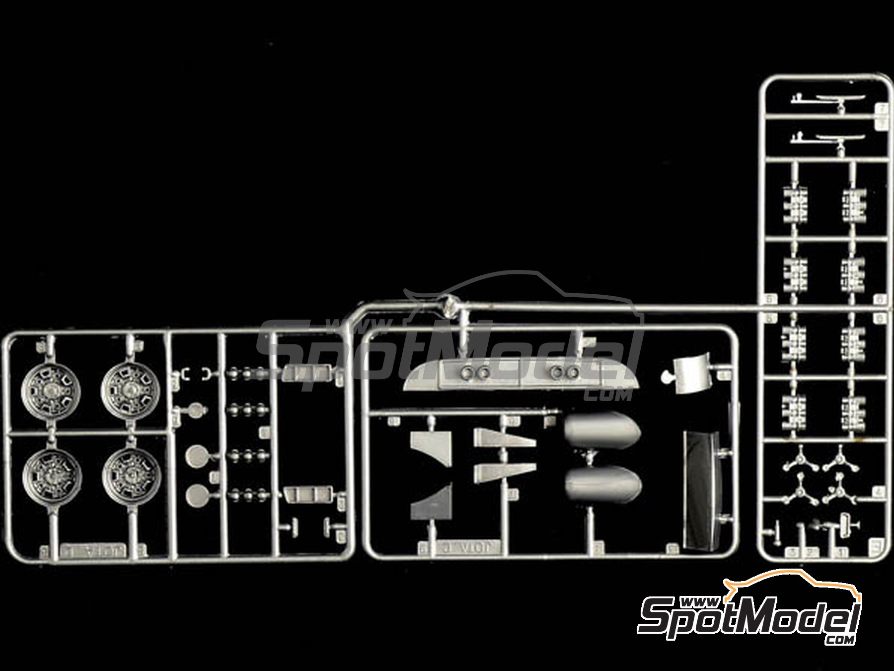 Image 8: Lamborghini Miura Jota SVJ -  1970 | Car scale model kit in 1/24 scale manufactured by Italeri (ref.&nbsp;3649, also 8001283036498)