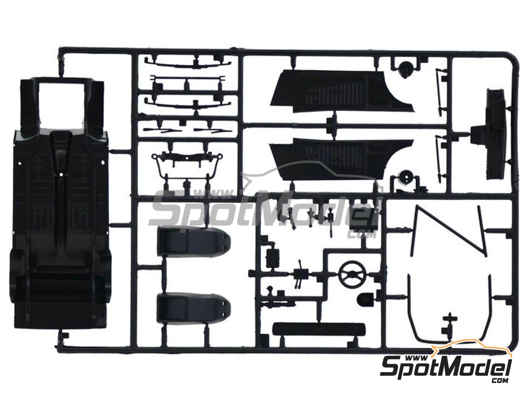 Image 5: Ford Escort Zakspeed Group 2 Zakspeed Team sponsored by D&W - European Touring Car Championship ETCC 1979 | Car scale model kit in 1/24 scale manufactured by Italeri (ref.&nbsp;3664, also 8001283036641, IT3664 and ITA3664)