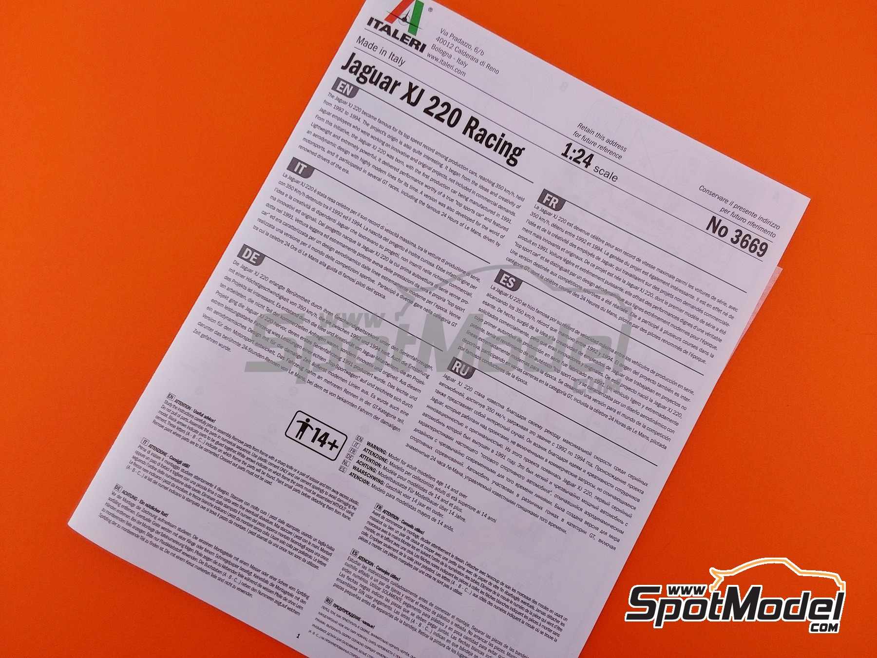 Image 28: Jaguar XJ220 sponsored by Martini - Italian GTs Championship 1993 | Car scale model kit in 1/24 scale manufactured by Italeri (ref. 3669, also 8001283036696)