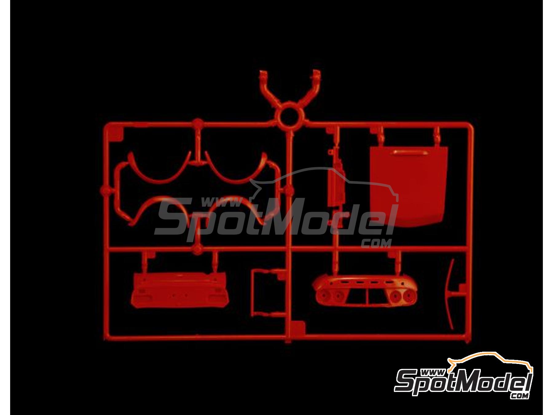 Image 18: Lancia Fulvia HF - Rally de Monte Carlo - Rallye Automobile de Monte-Carlo 1972 | Maqueta de coche en escala 1/24 fabricado por Italeri (ref. 3670, tambien 8001283036702)