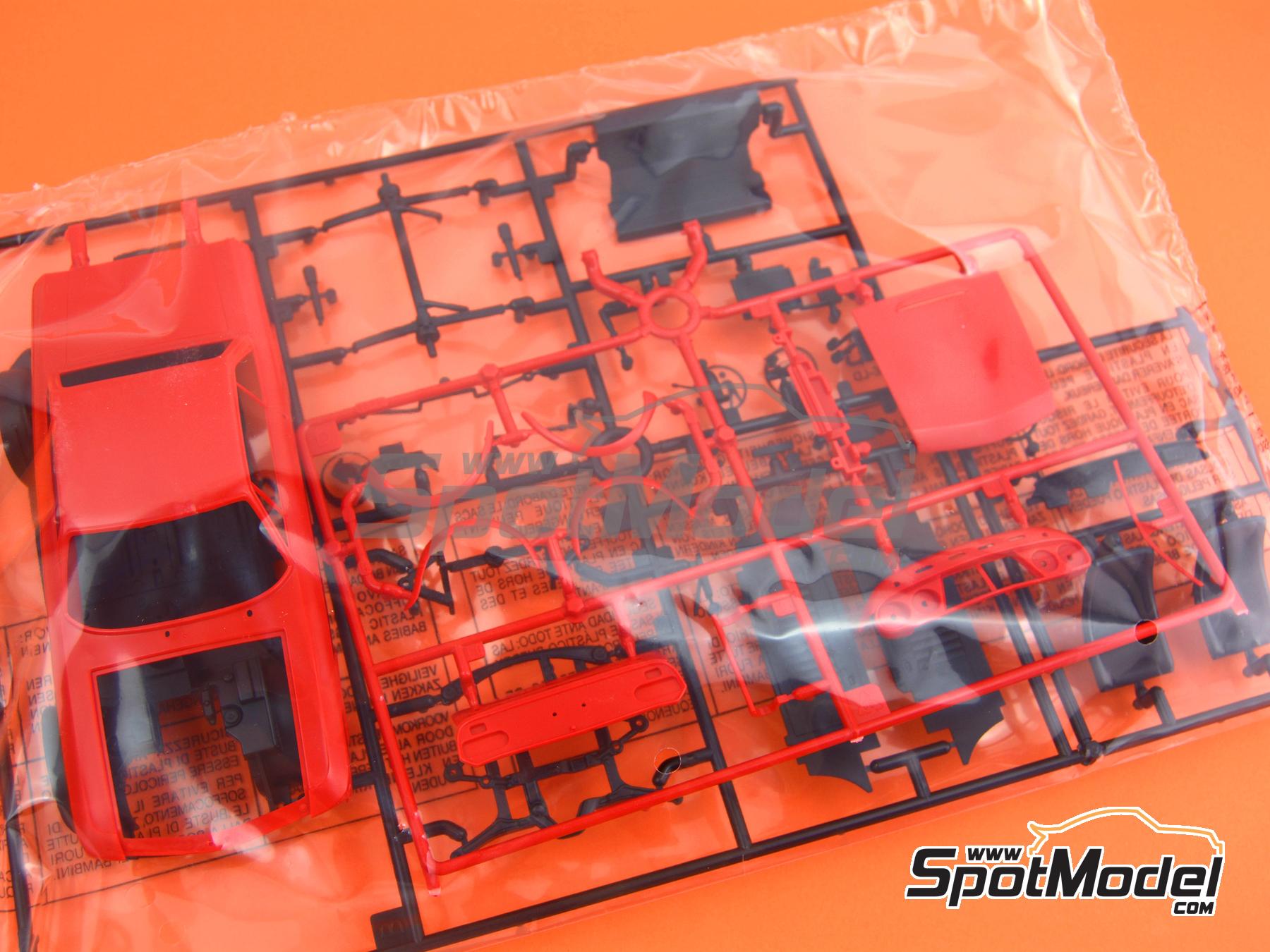 Image 25: Lancia Fulvia HF - Rally de Monte Carlo - Rallye Automobile de Monte-Carlo 1972 | Maqueta de coche en escala 1/24 fabricado por Italeri (ref. 3670, tambien 8001283036702)