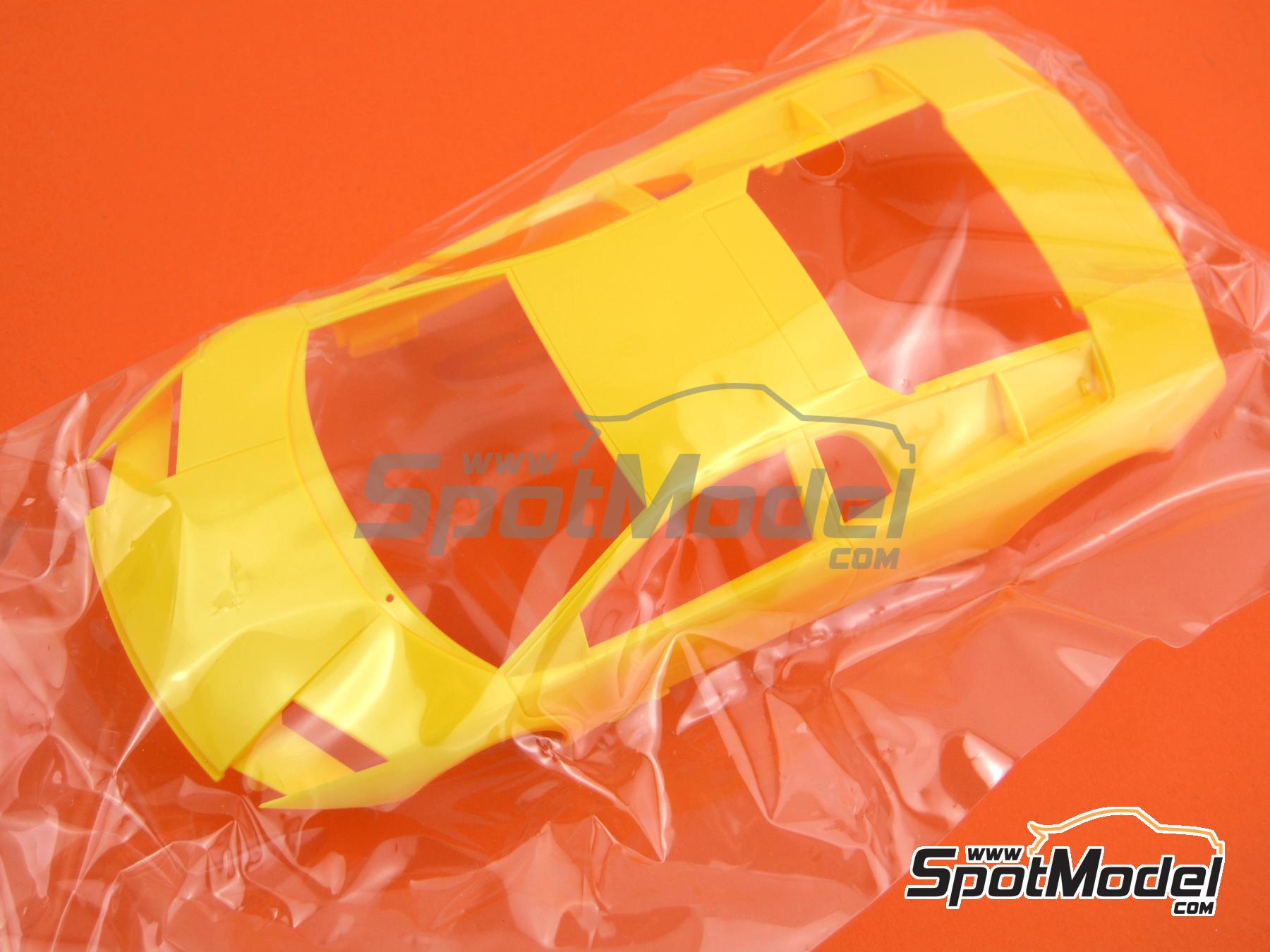 Image 22: Lamborghini Murci&eacute;lago | Maqueta de coche en escala&nbsp;1/24 fabricado por Italeri (ref.&nbsp;3672, tambien 8001283036726)