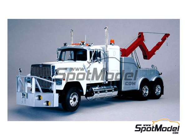 Maquette Italeri US Wrecker Truck 1:24 – Kit IT3825 – Neuf