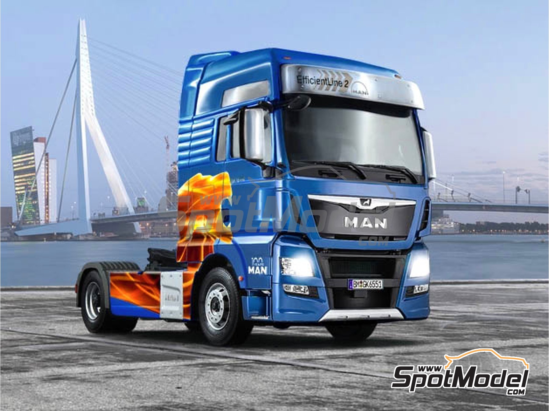 Image 1: Man TGX XXL Euro 6 | Model truck kit in 1/24 scale manufactured by Italeri (ref.&nbsp;3916)