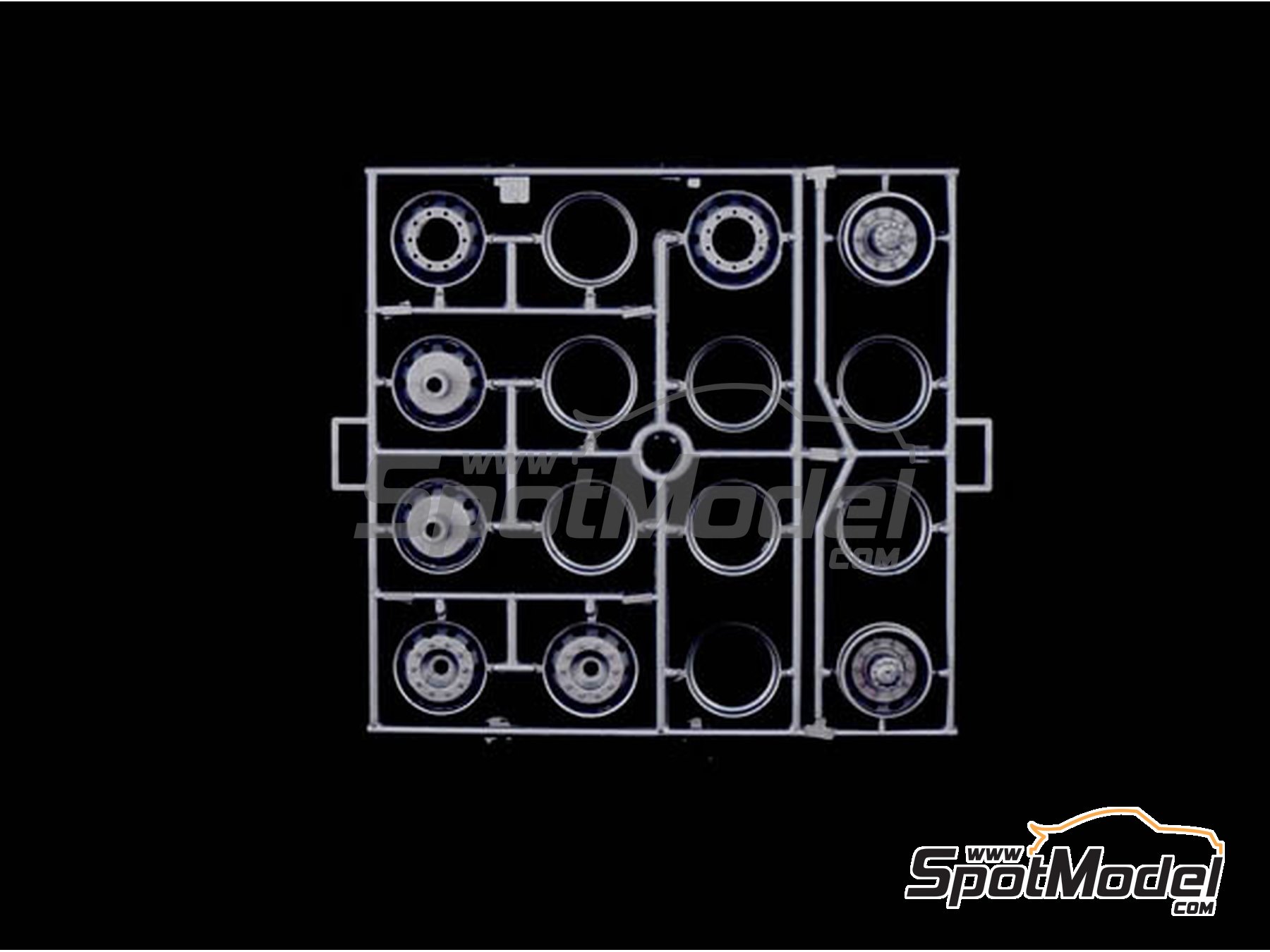 Image 11: Man TGX XXL Euro 6 | Model truck kit in 1/24 scale manufactured by Italeri (ref.&nbsp;3916)