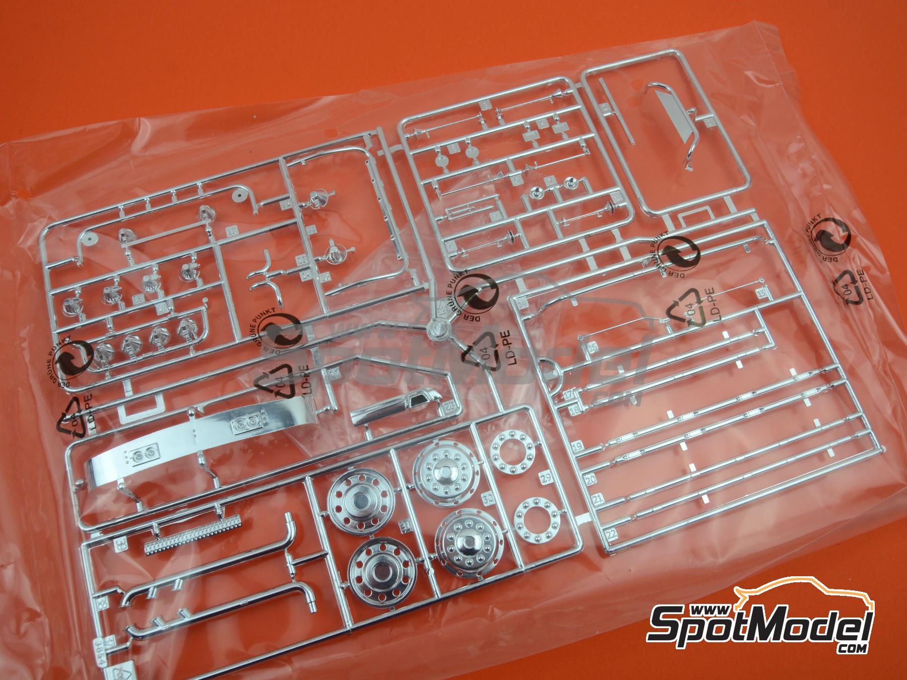 Italeri 3922 Scania 164L Topclass Showtruck