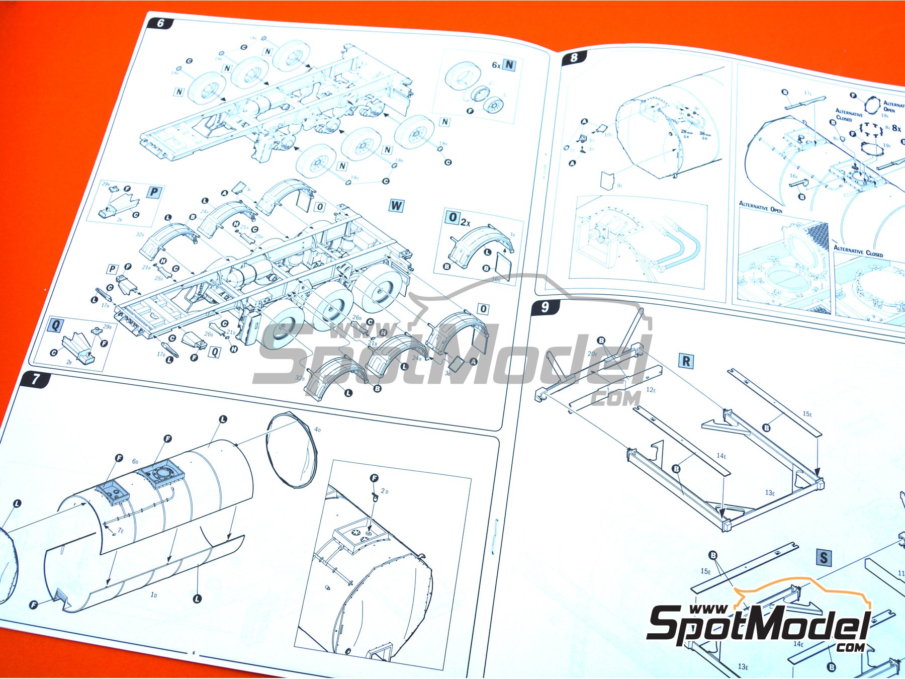 Image 20: Tecnokar 20' | Trailer scale model kit in 1/24 scale manufactured by Italeri (ref.&nbsp;3929, also 8001283039291)