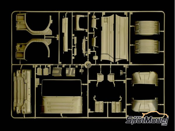 Image 11: Scania R730 V8 Streamline | Maqueta de cami&oacute;n en escala&nbsp;1/24 fabricado por Italeri (ref.&nbsp;3930, tambien 8001283039307)