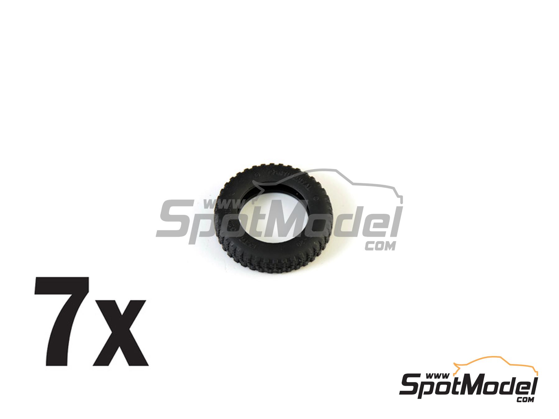 Image 9: Opel Blitz Fire Truck | Truck scale model kit in 1/24 scale manufactured by Italeri (ref.&nbsp;3966, also 8001283039666)