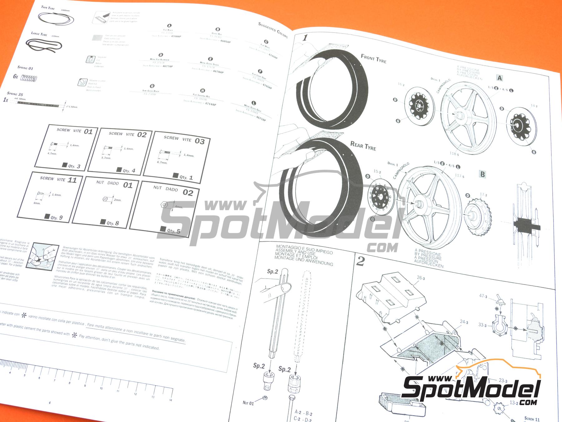 Image 29: Suzuki RG500 XR27 Equipo Heron patrocinado por Forward Trust - Campeonato del Mundo de Motociclismo 1978 | Maqueta de moto en escala&nbsp;1/9 fabricado por Italeri (ref.&nbsp;4644, tambien 8001283046442 y 4644S)